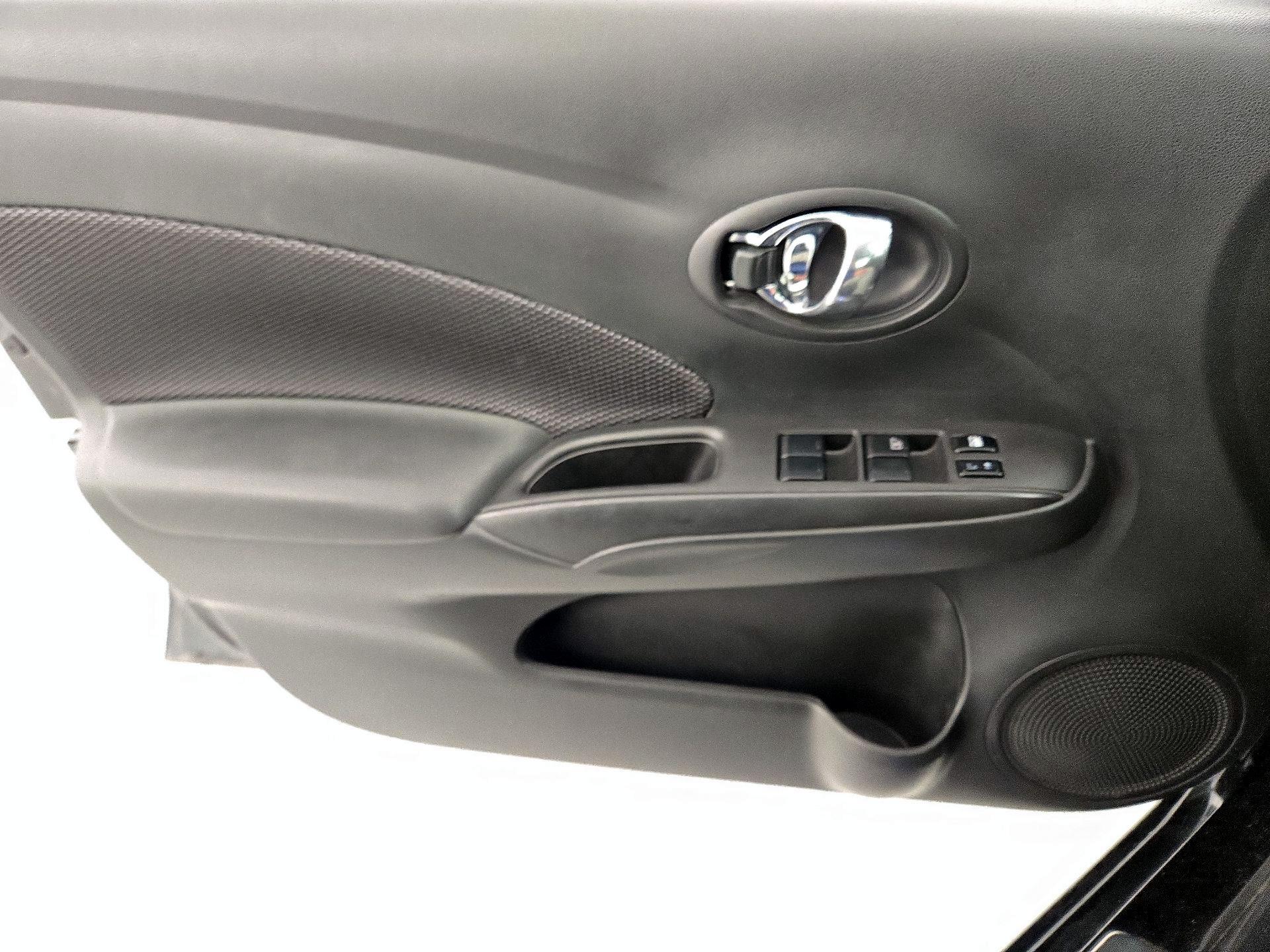 Thumbnail: 2018 Nissan Versa - 12