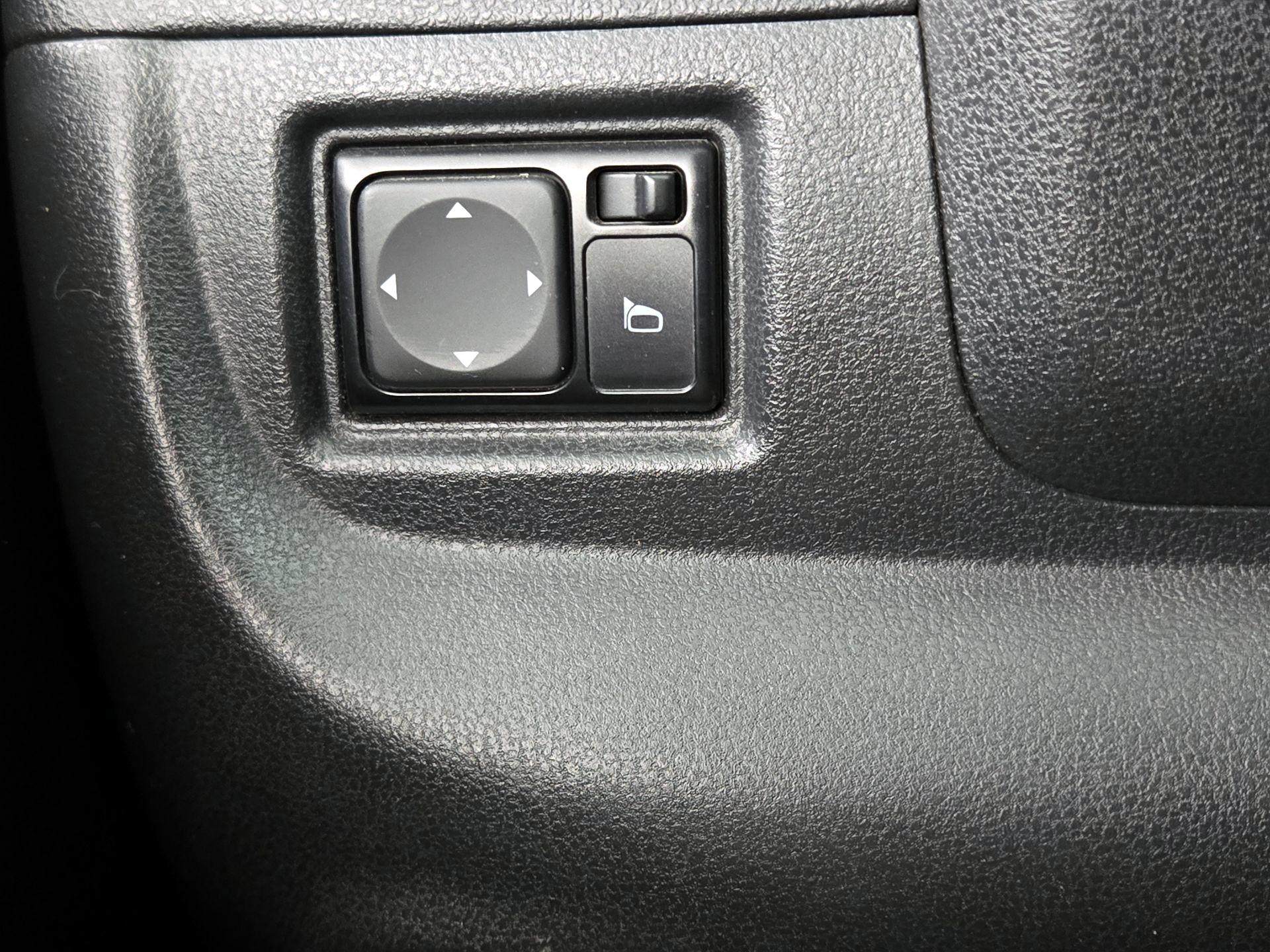 Thumbnail: 2018 Nissan Versa - 13