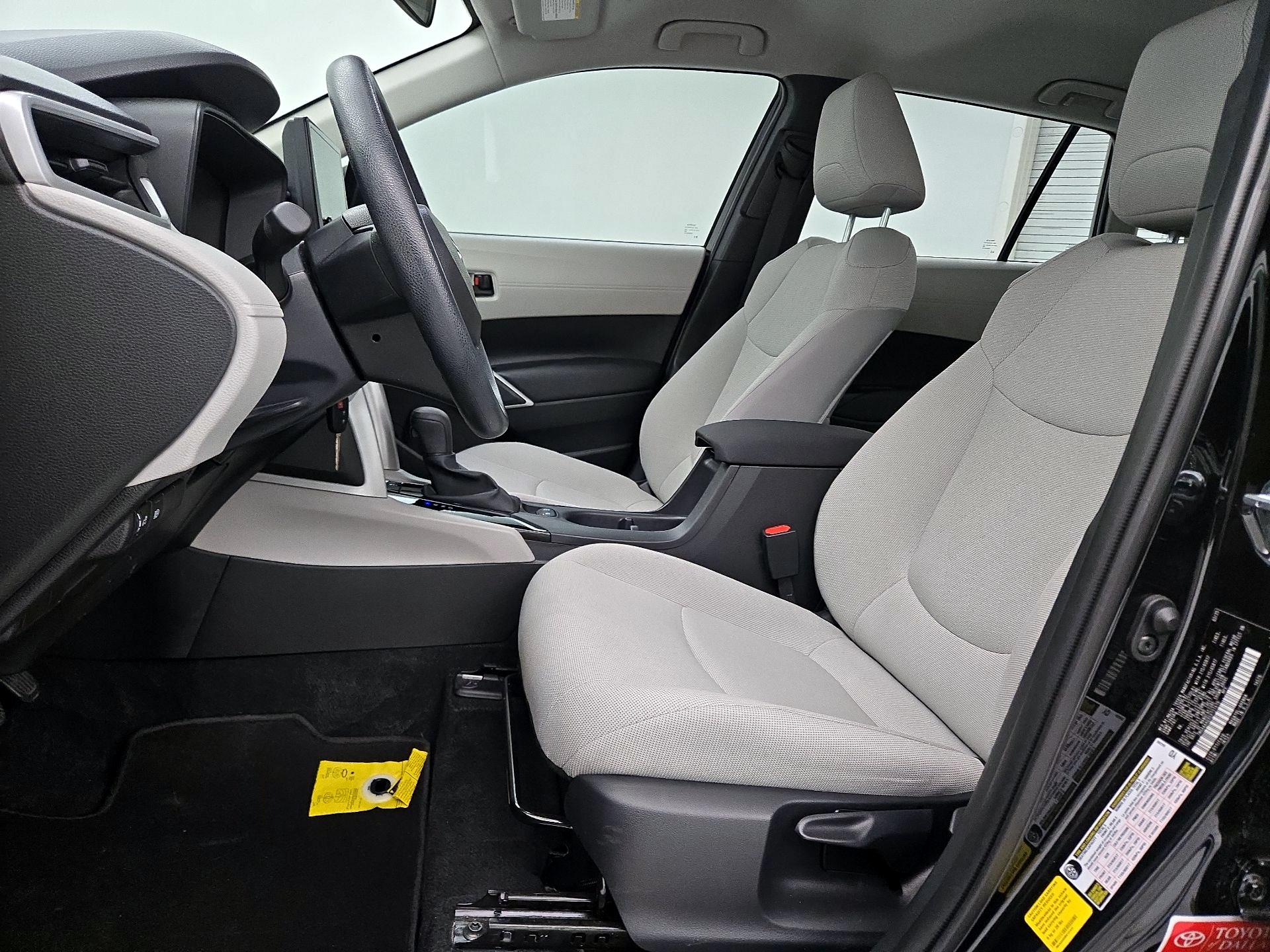 Thumbnail: 2025 Toyota Corolla Cross - 11