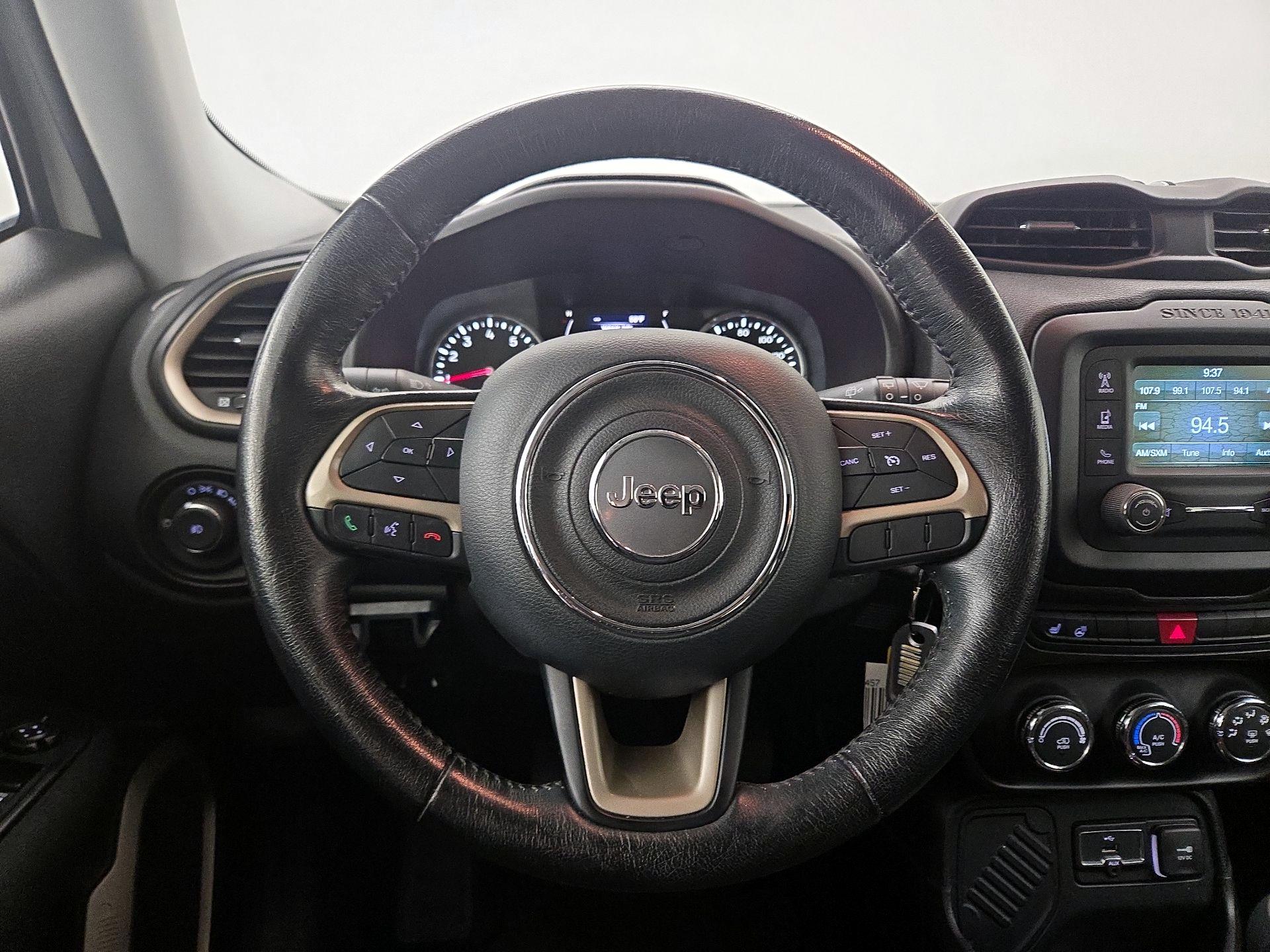 Thumbnail: 2015 Jeep Renegade - 10