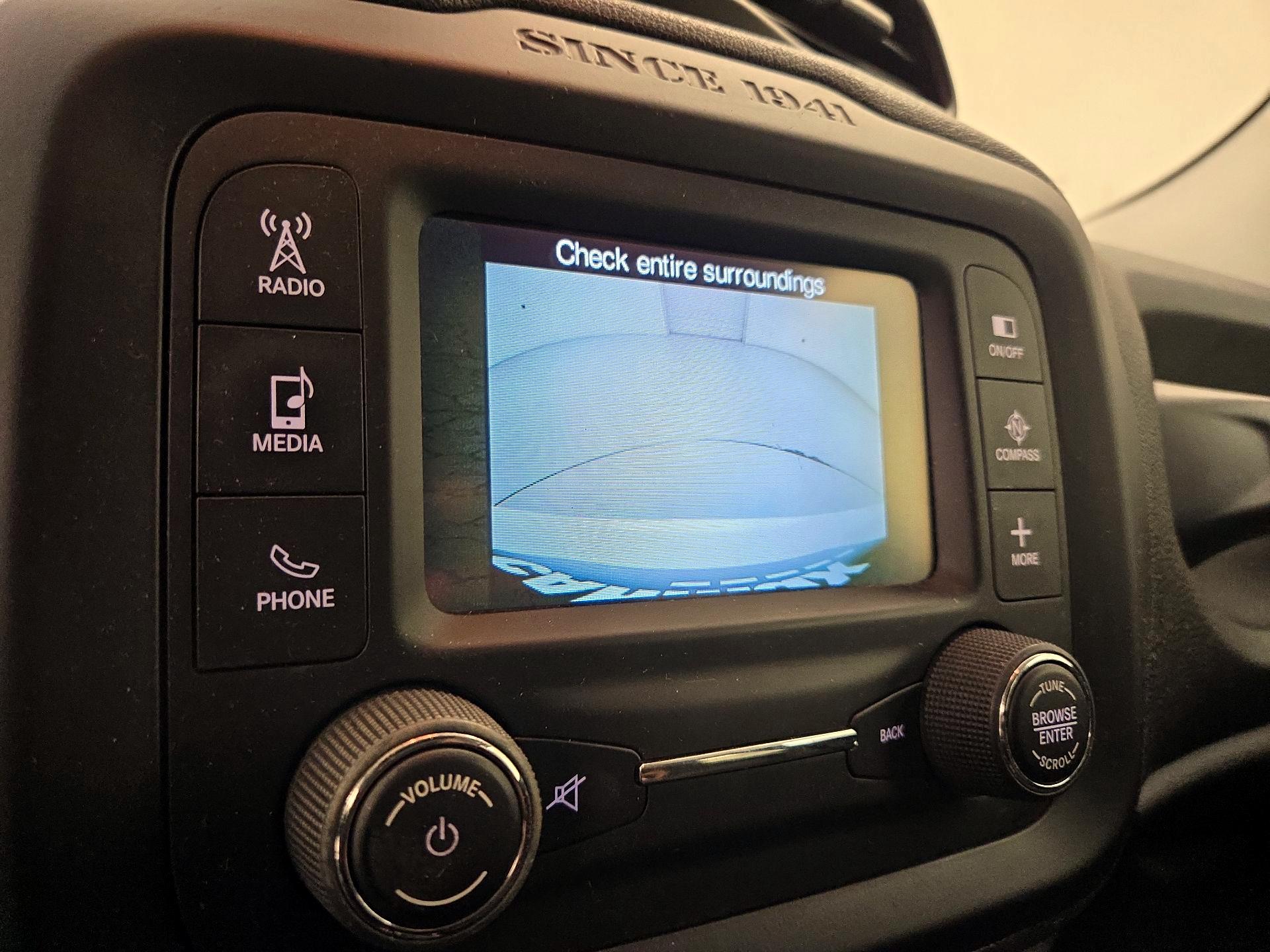 Thumbnail: 2015 Jeep Renegade - 14