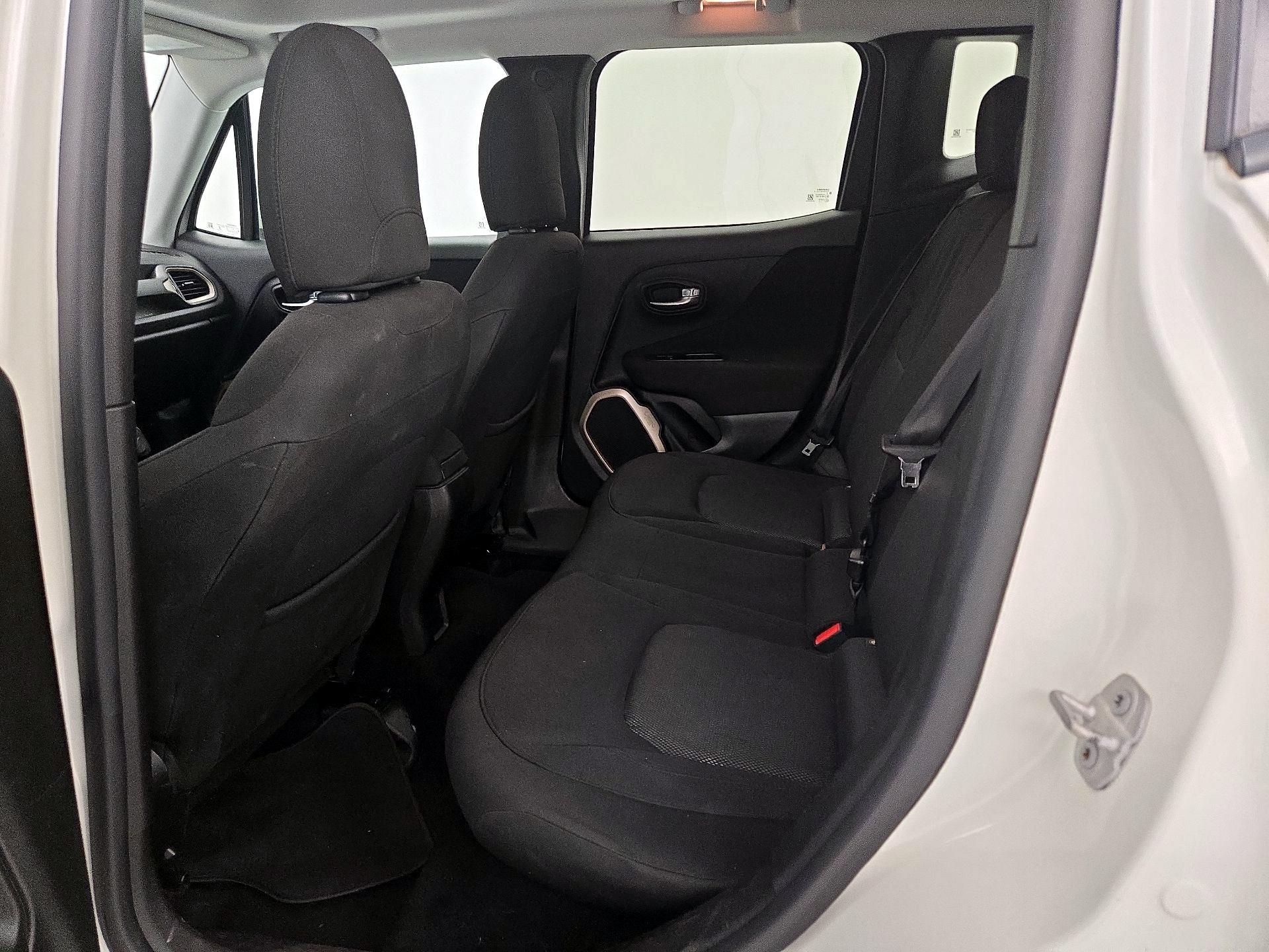 Thumbnail: 2015 Jeep Renegade - 19