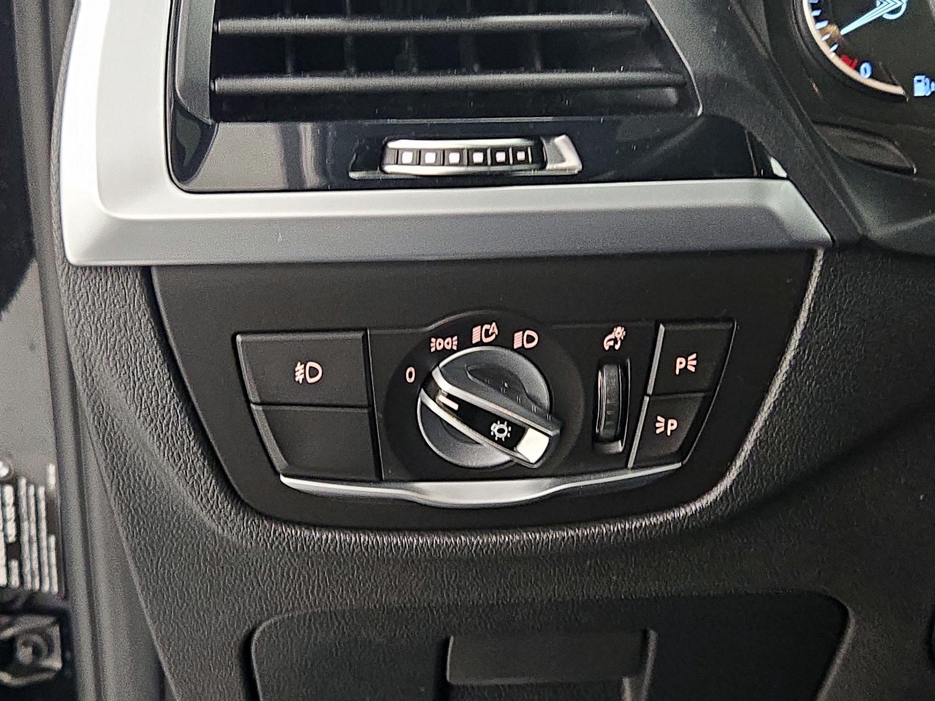 Thumbnail: 2019 BMW X3 - 13