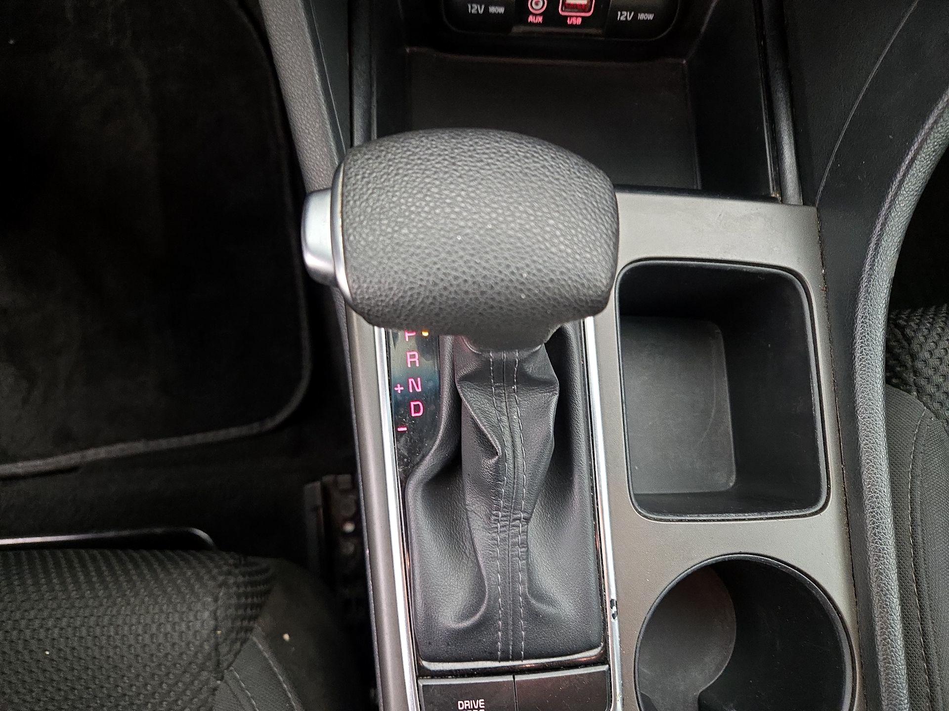 Thumbnail: 2020 Kia Optima - 17