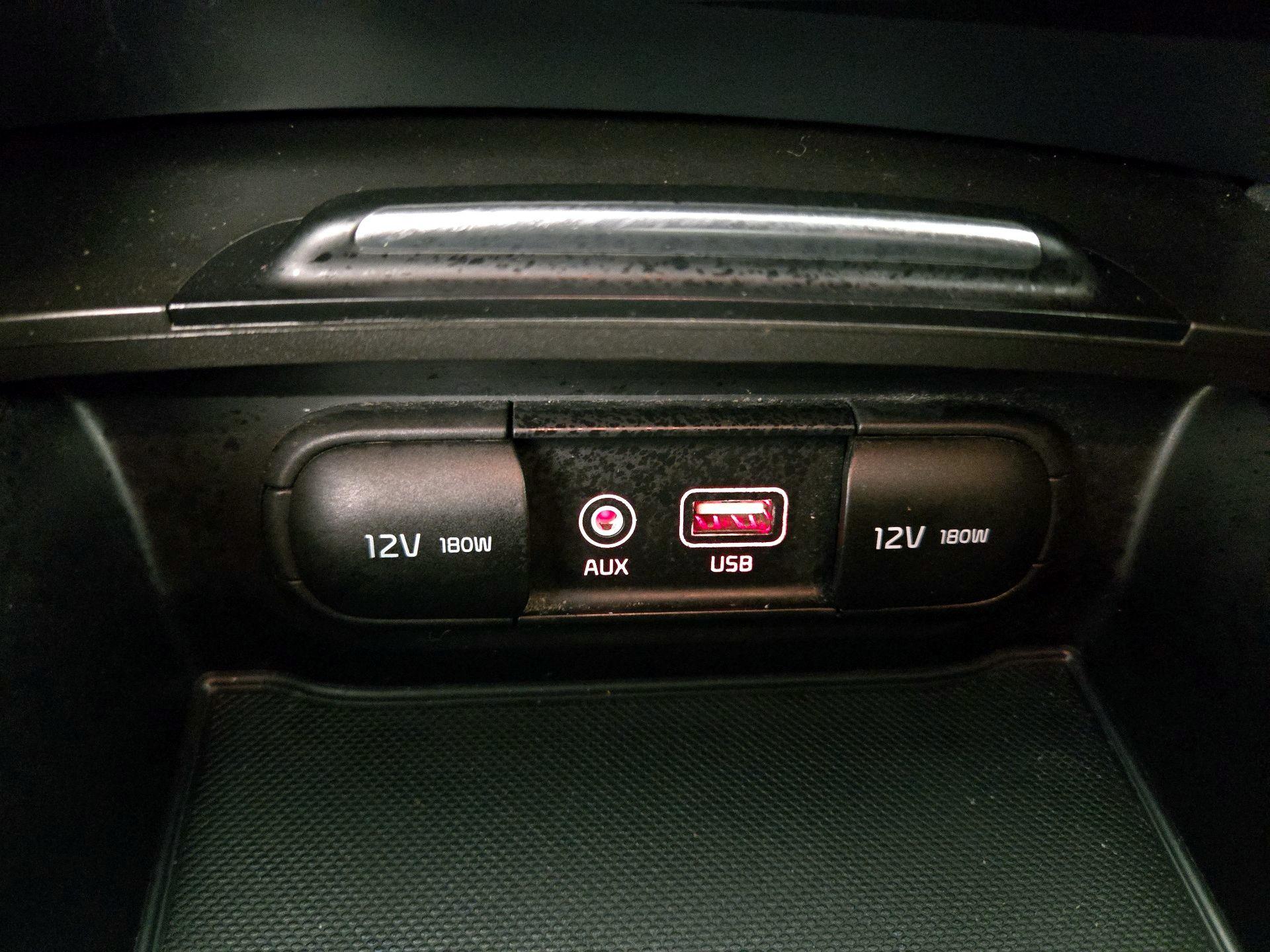 Thumbnail: 2020 Kia Optima - 18