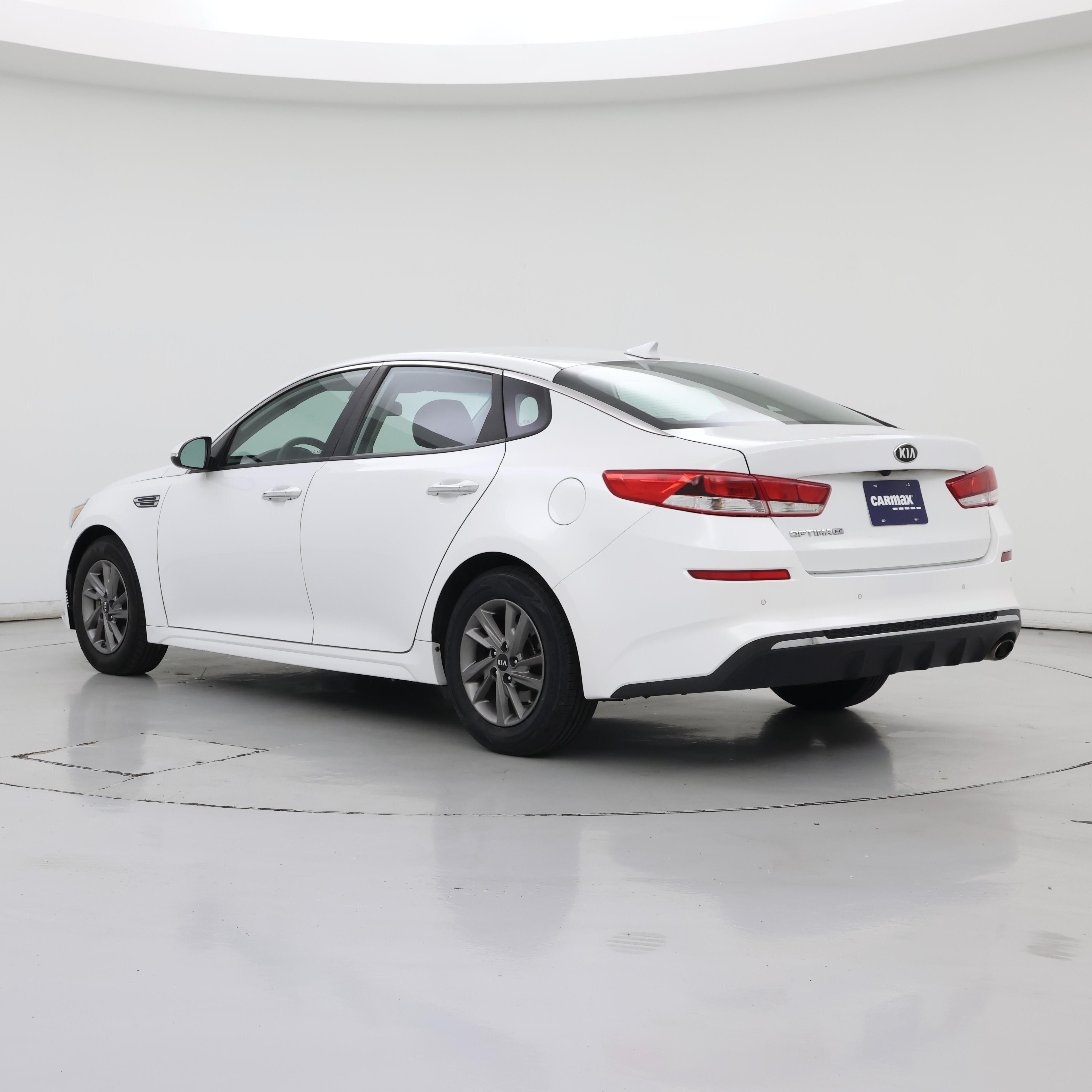 Thumbnail: 2020 Kia Optima - 2