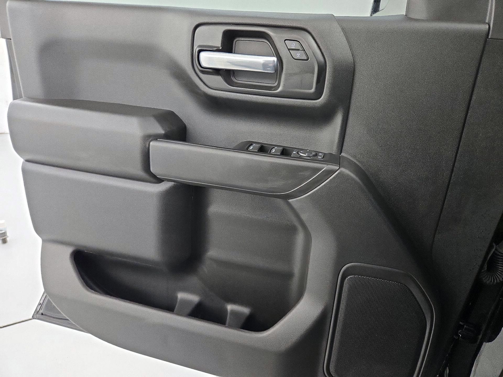 Thumbnail: 2025 Chevrolet Silverado 1500 - 12