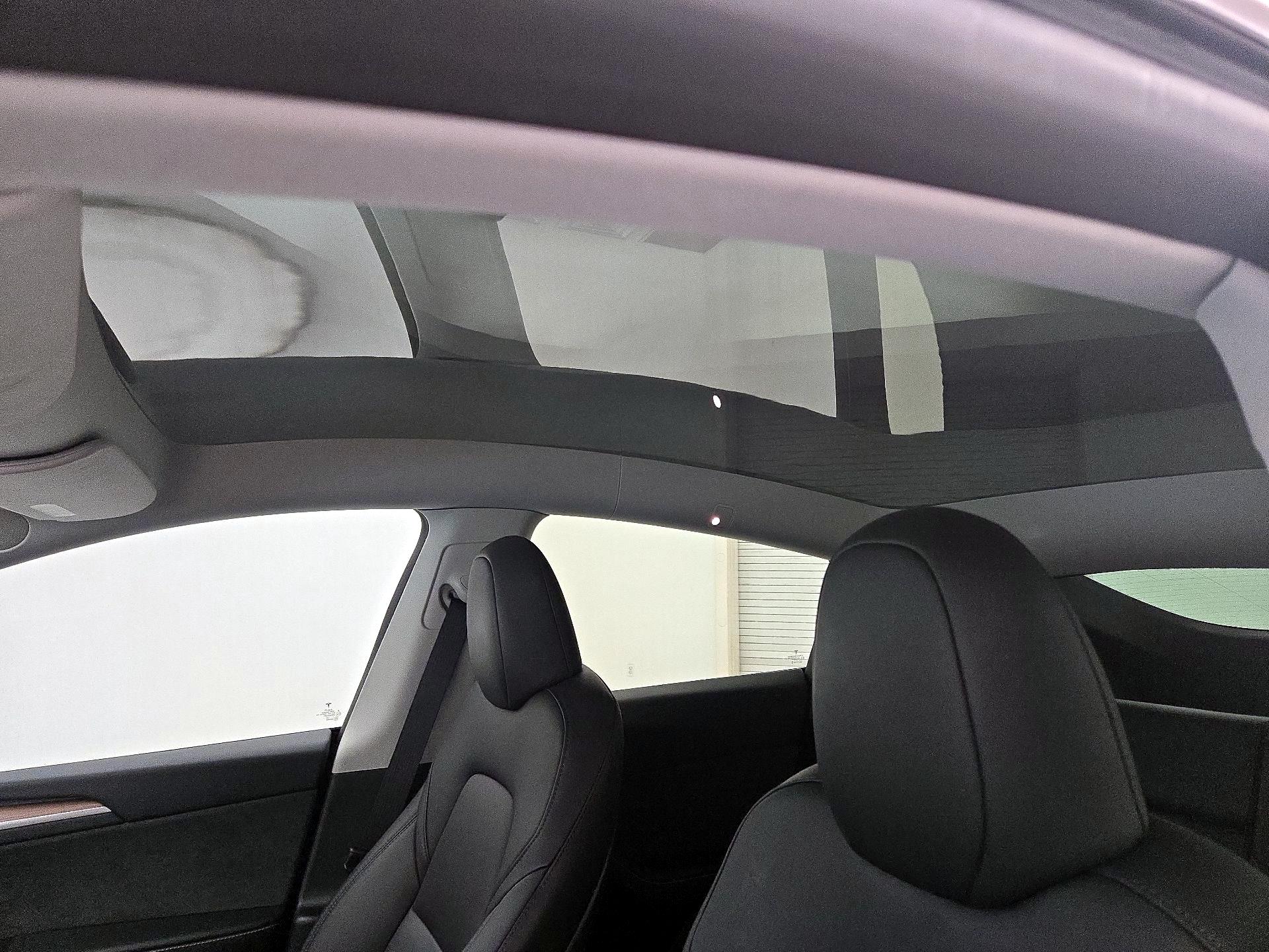 Thumbnail: 2023 Tesla Model Y - 18