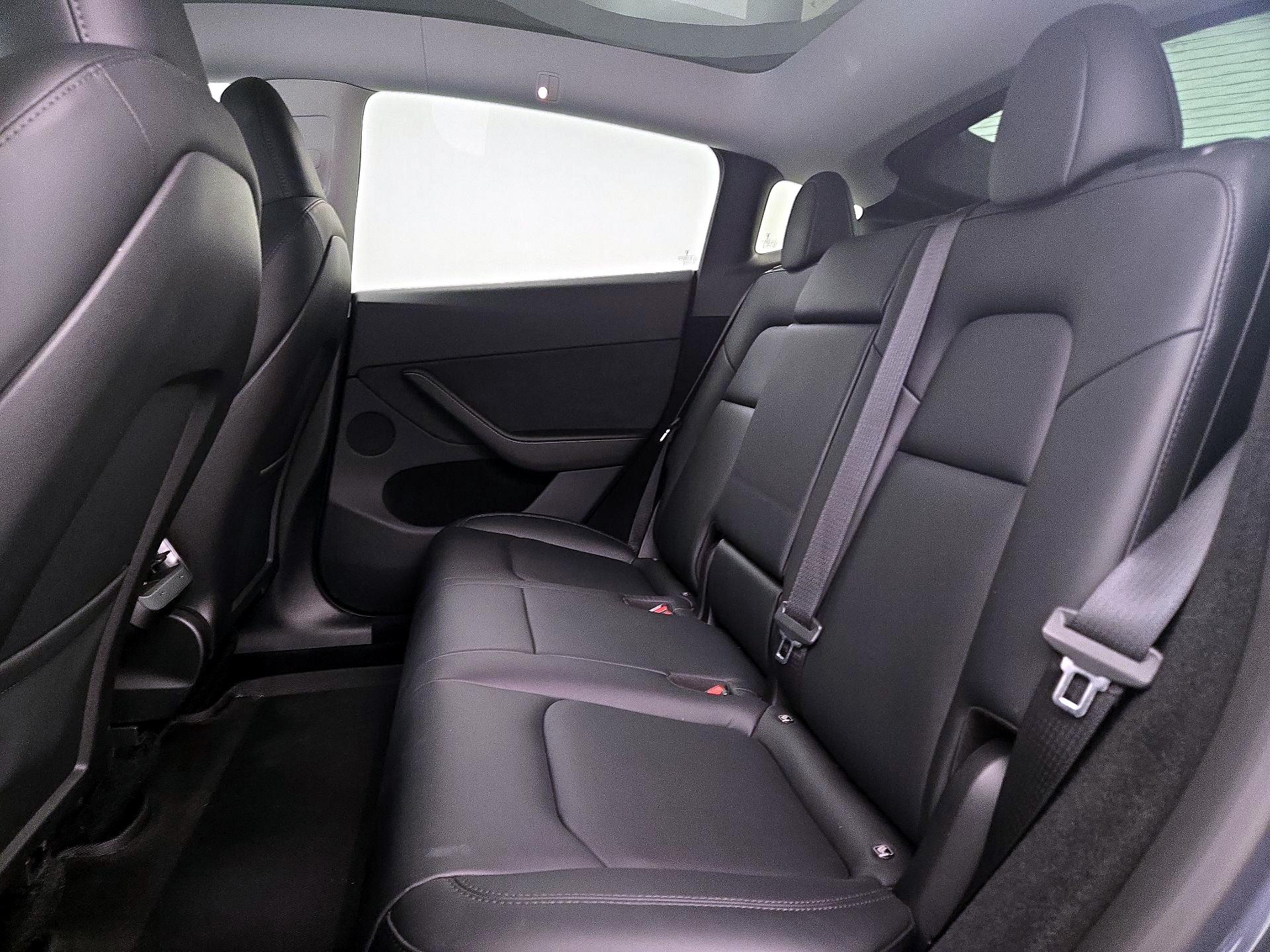 Thumbnail: 2023 Tesla Model Y - 19