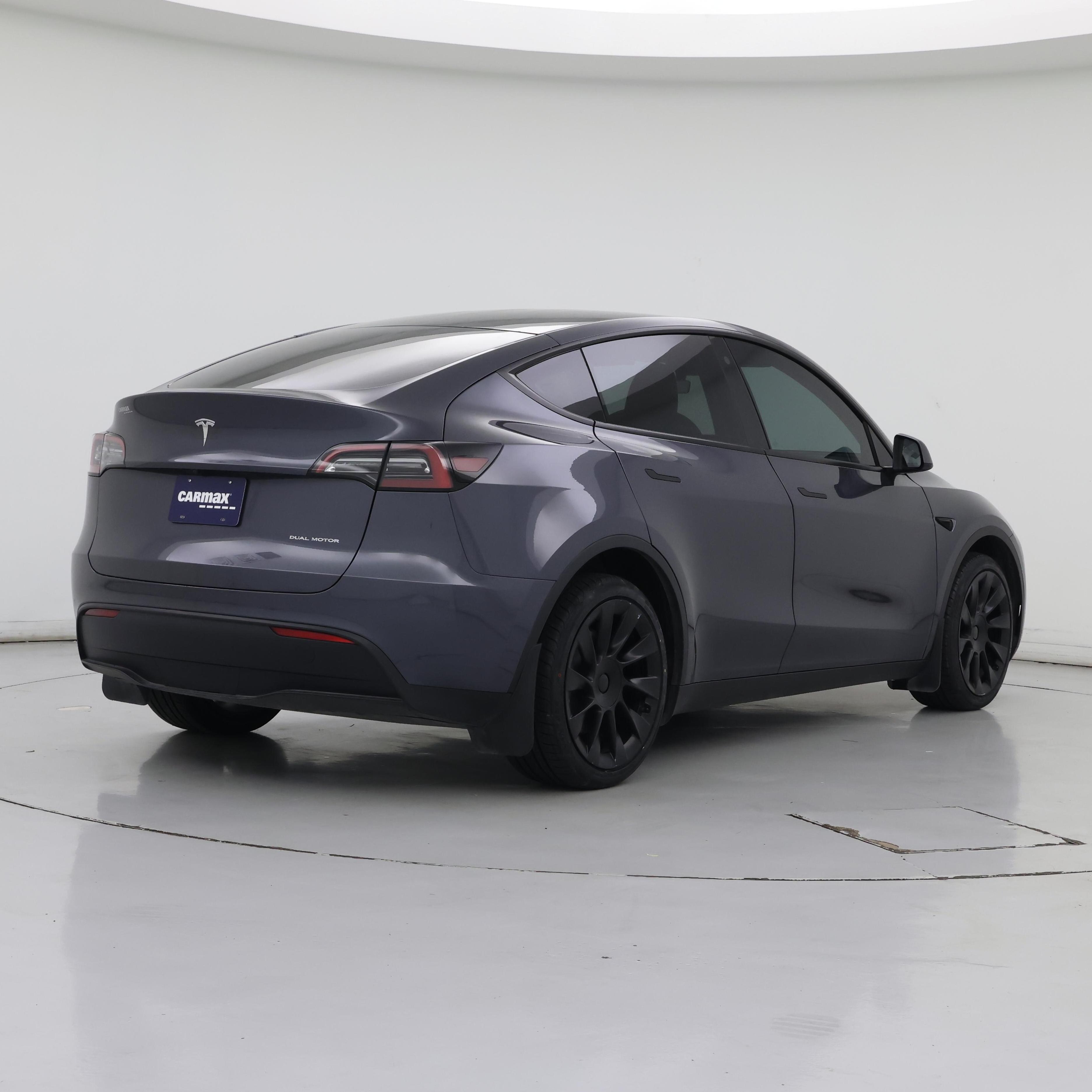 Thumbnail: 2023 Tesla Model Y - 8