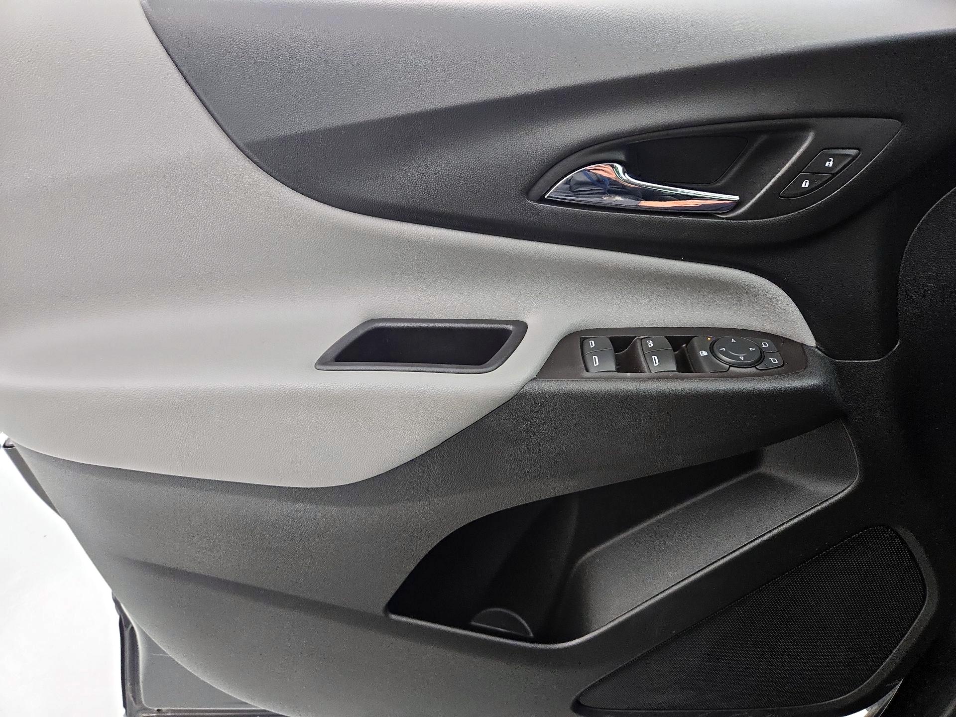 Thumbnail: 2020 Chevrolet Equinox - 12