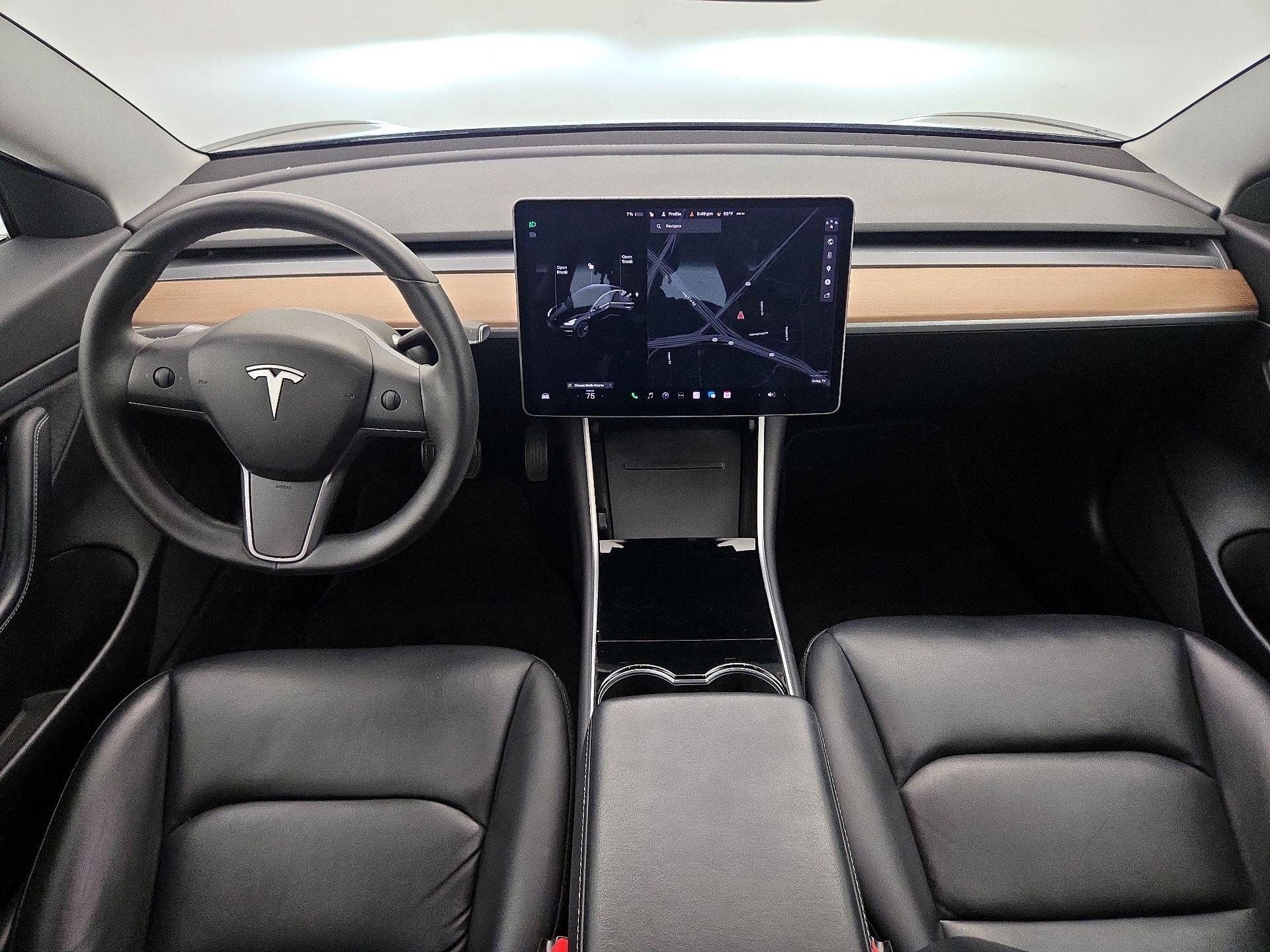 Thumbnail: 2020 Tesla Model 3 - 9