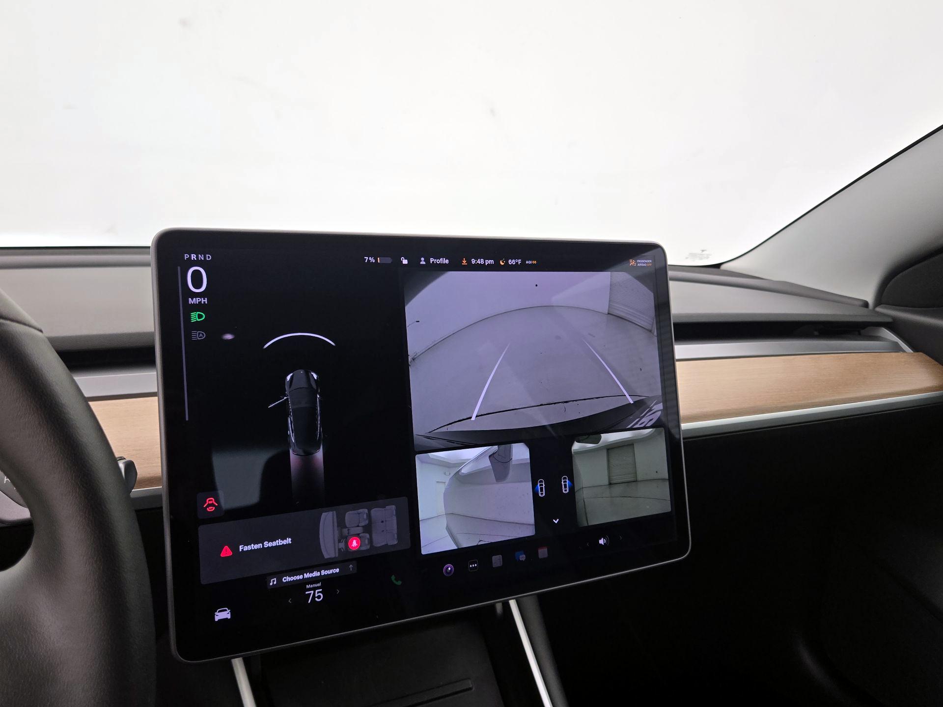 Thumbnail: 2020 Tesla Model 3 - 14