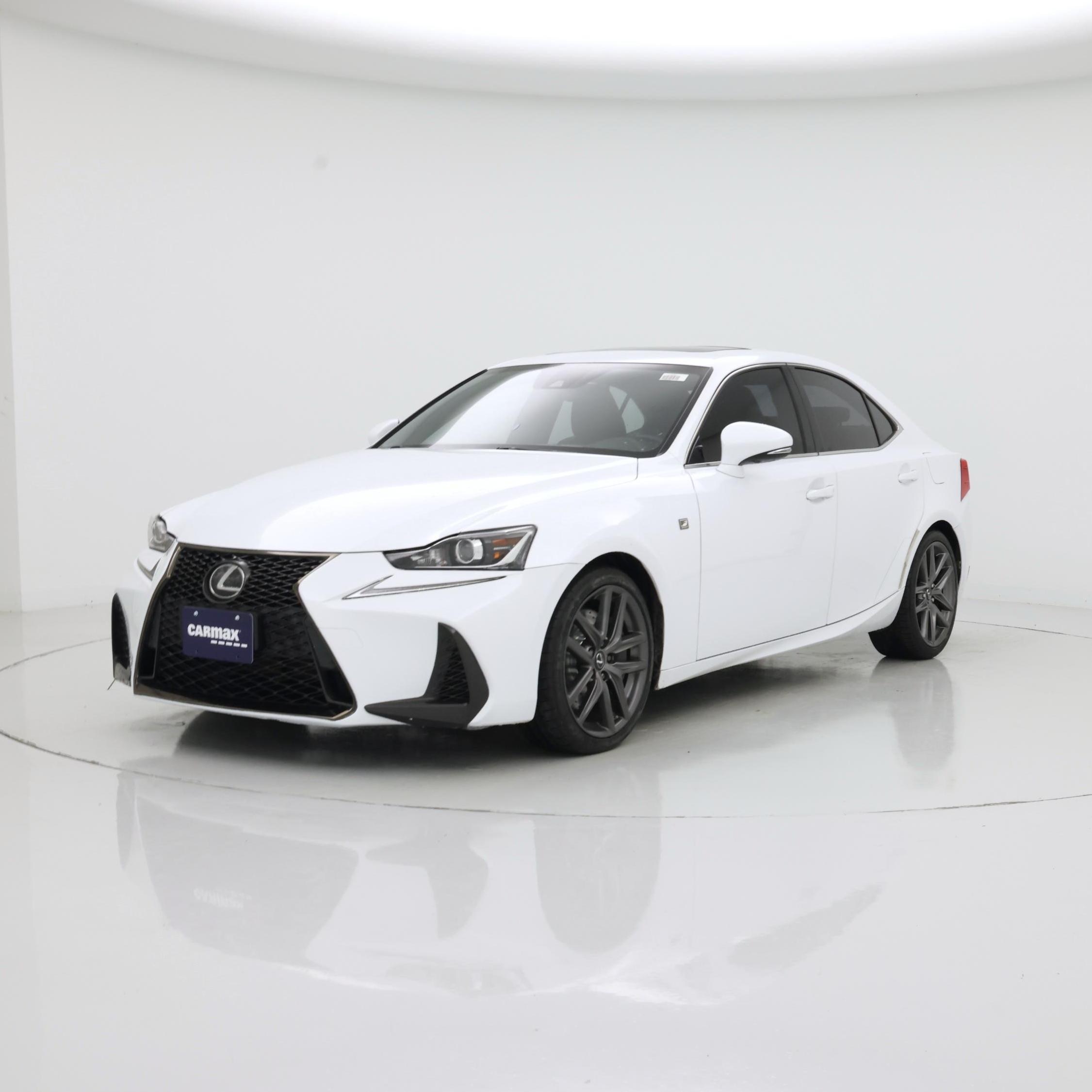 Thumbnail: 2017 Lexus IS - 4