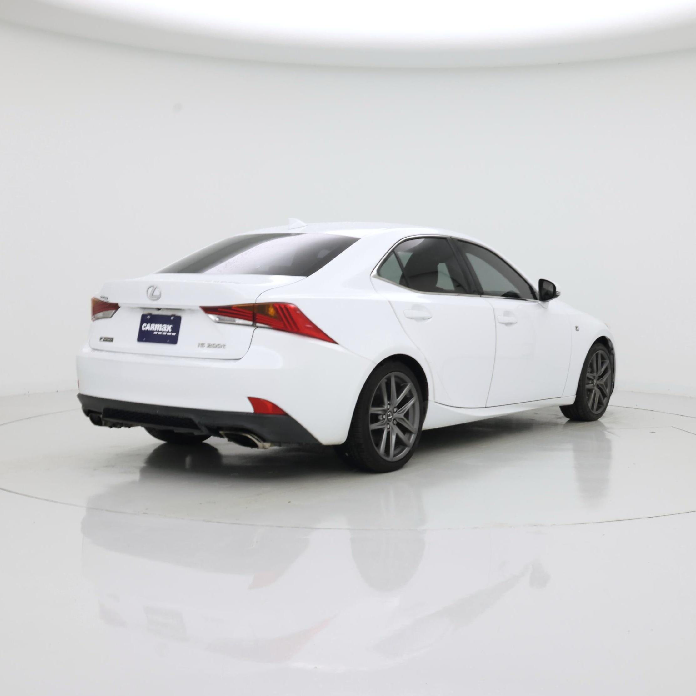 Thumbnail: 2017 Lexus IS - 8