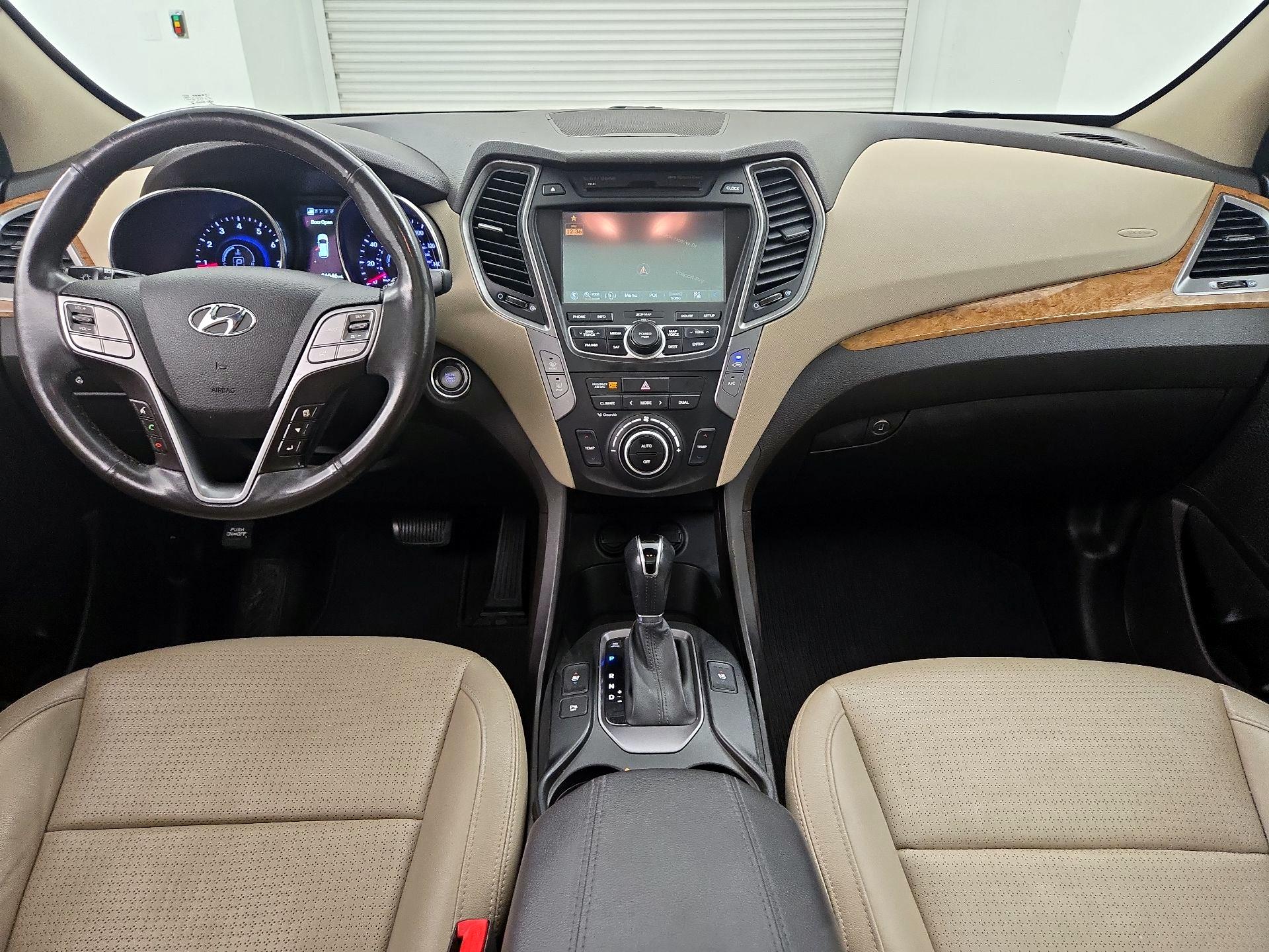 Thumbnail: 2015 Hyundai Santa Fe - 9