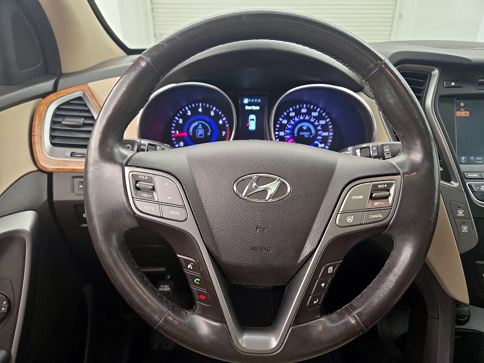 Thumbnail: 2015 Hyundai Santa Fe - 10