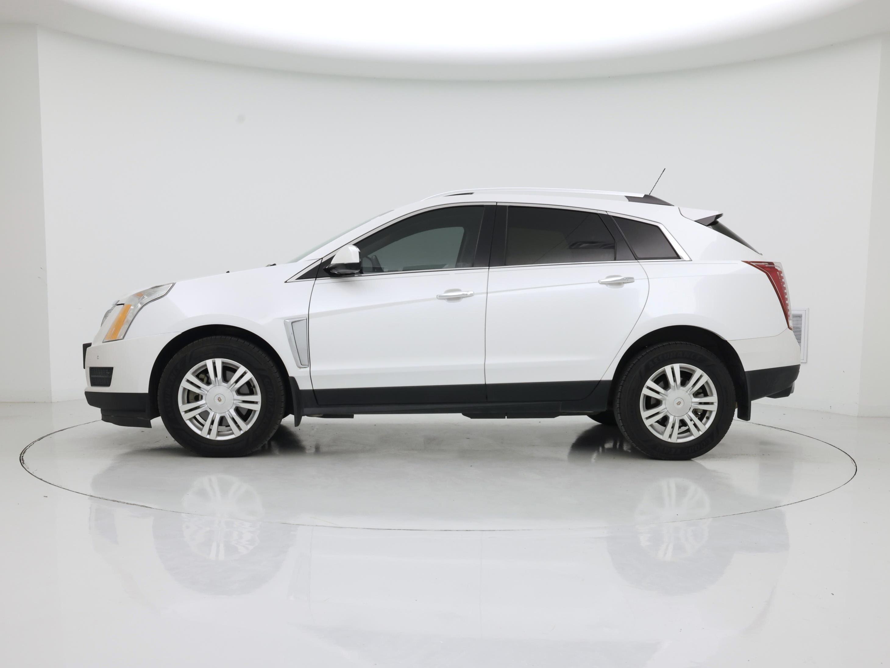 Thumbnail: 2015 Cadillac SRX - 3