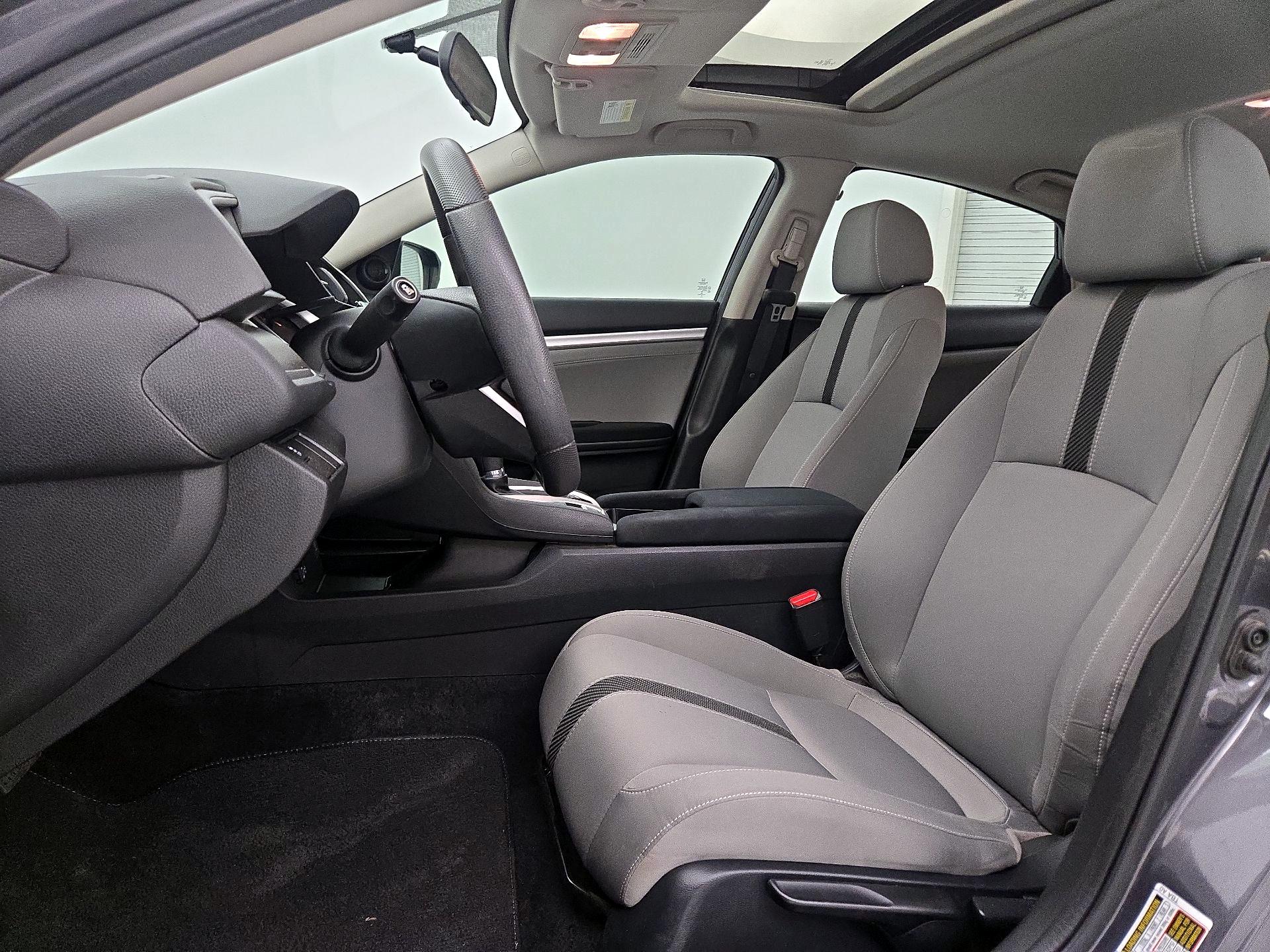 Thumbnail: 2016 Honda Civic - 11