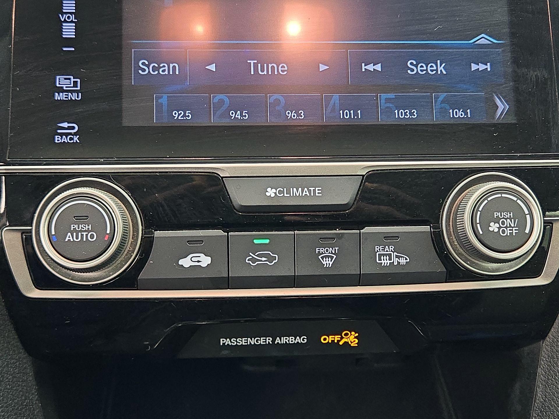 Thumbnail: 2016 Honda Civic - 16