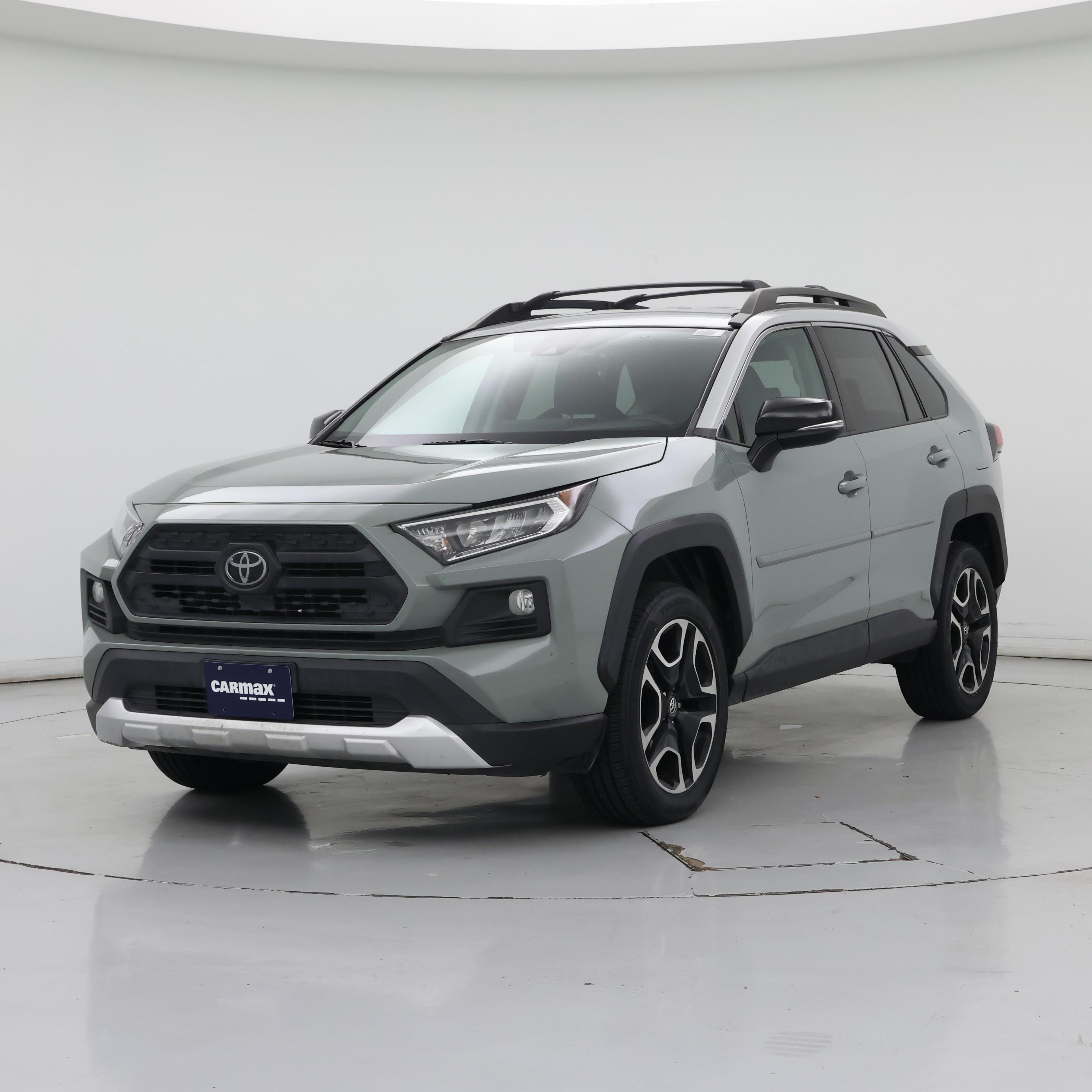 Thumbnail: 2019 Toyota RAV4 - 4