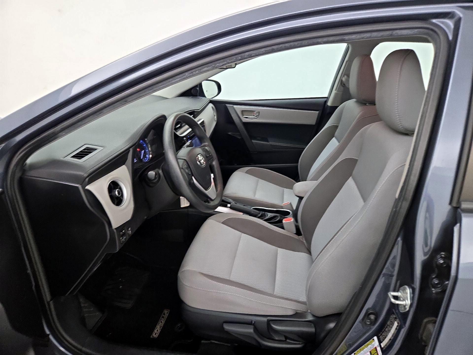 Thumbnail: 2018 Toyota Corolla - 11