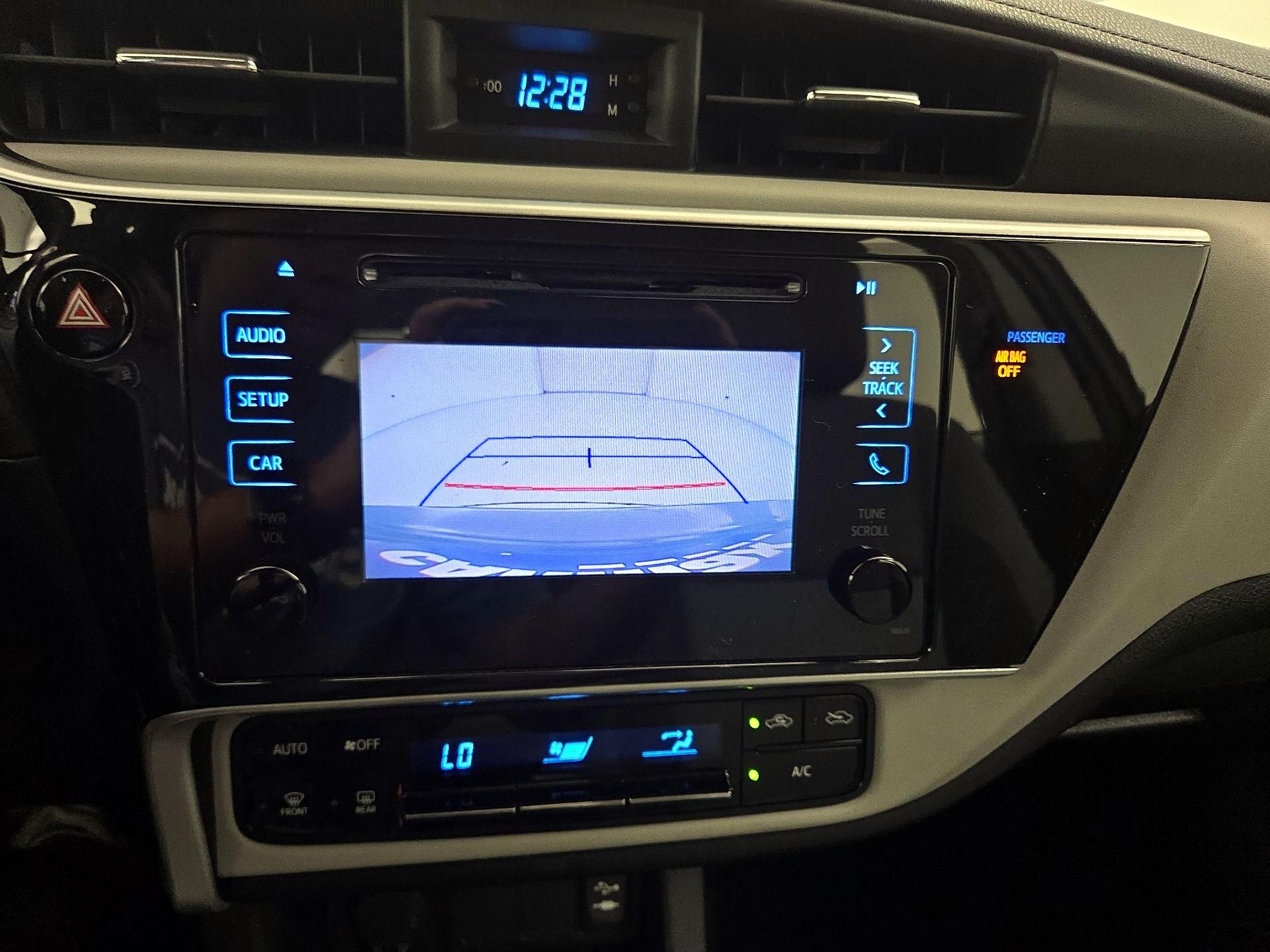 Thumbnail: 2018 Toyota Corolla - 14