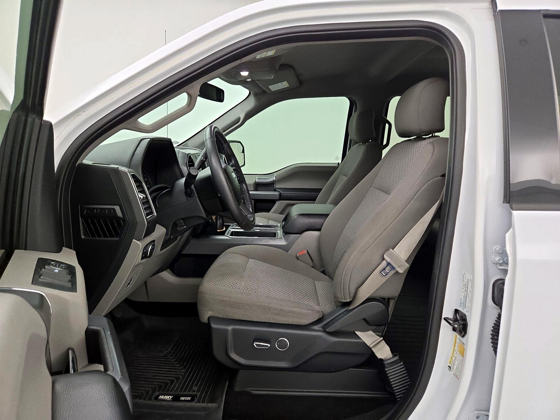 Thumbnail: 2017 Ford F-150 - 11