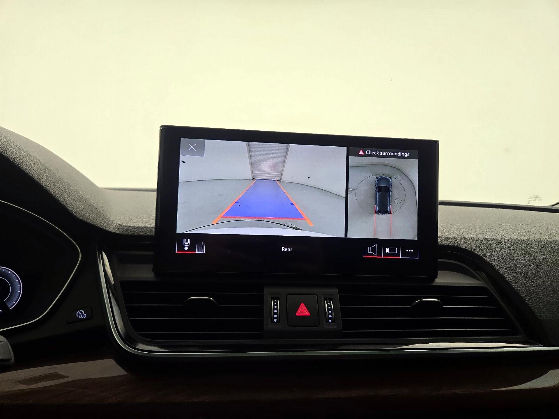 Thumbnail: 2021 Audi Q5 - 14