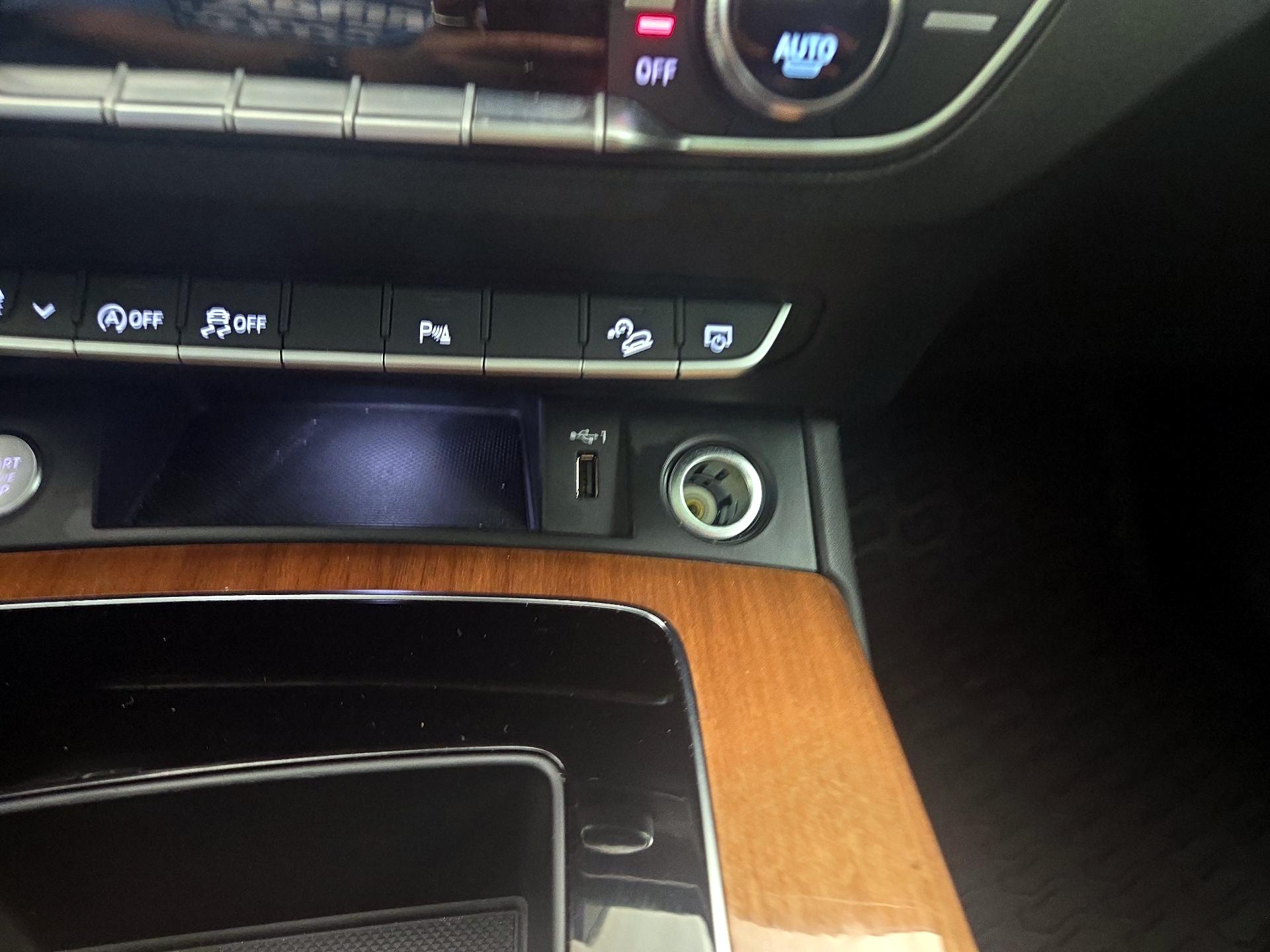 Thumbnail: 2021 Audi Q5 - 18