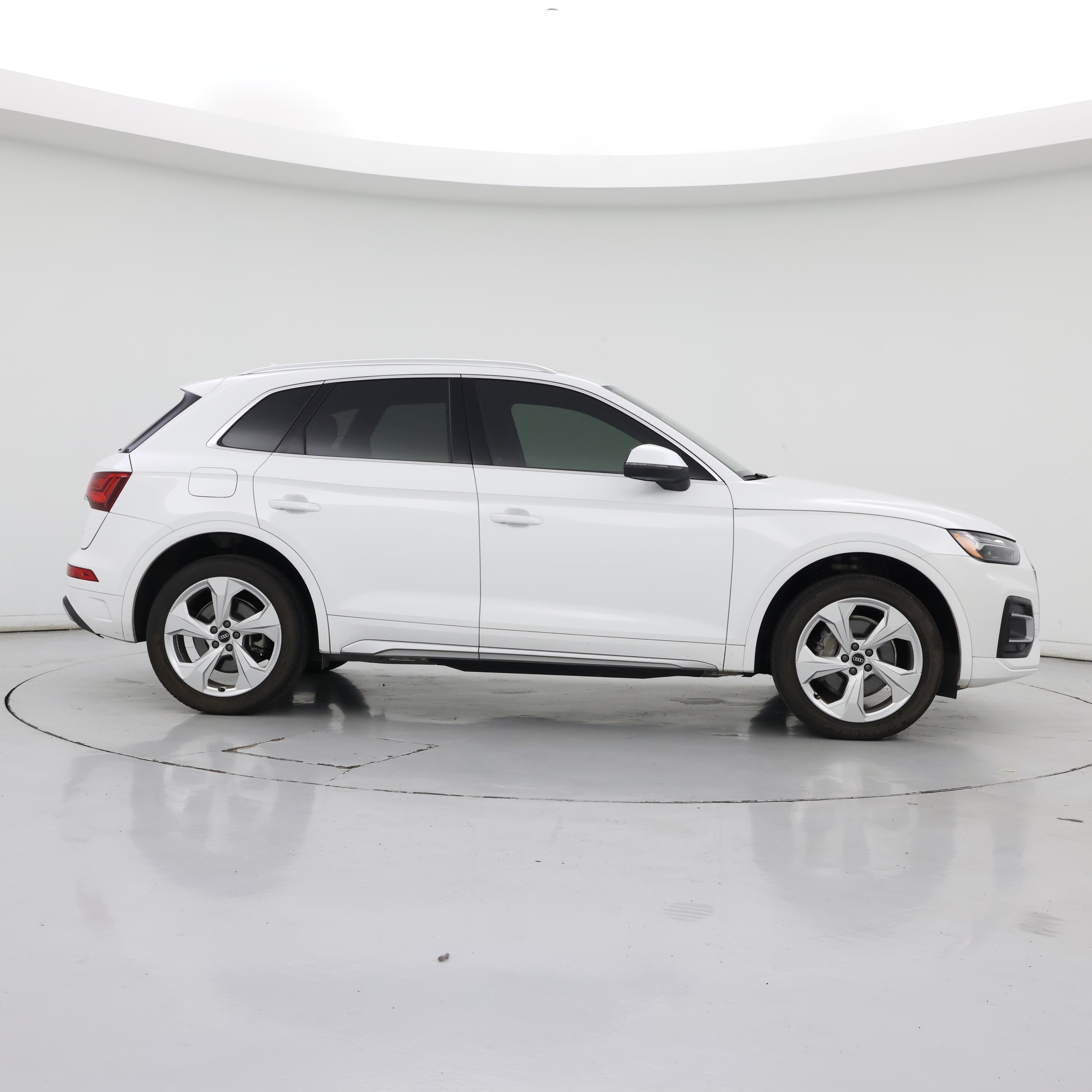 Thumbnail: 2021 Audi Q5 - 7