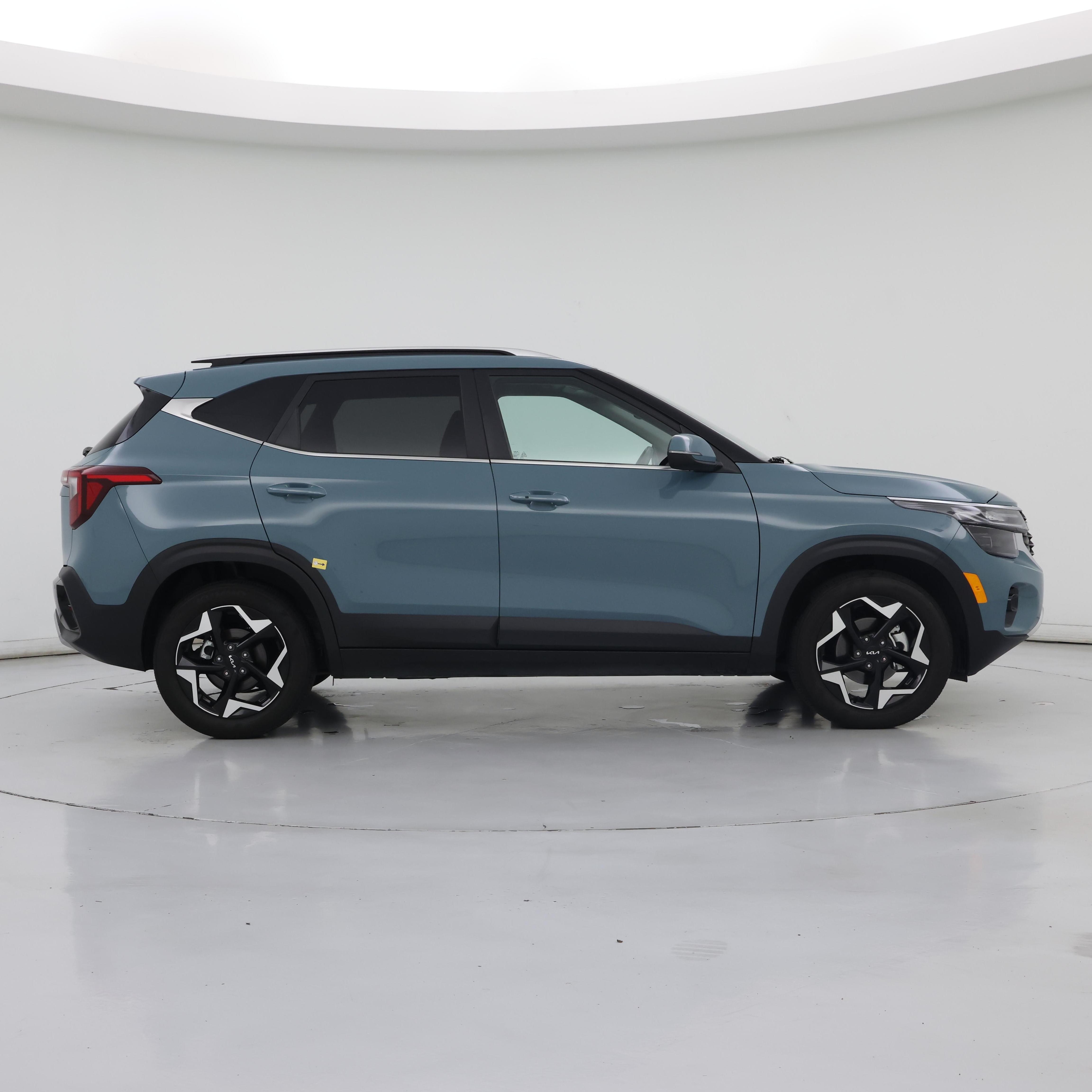 Thumbnail: 2025 Kia Seltos - 7