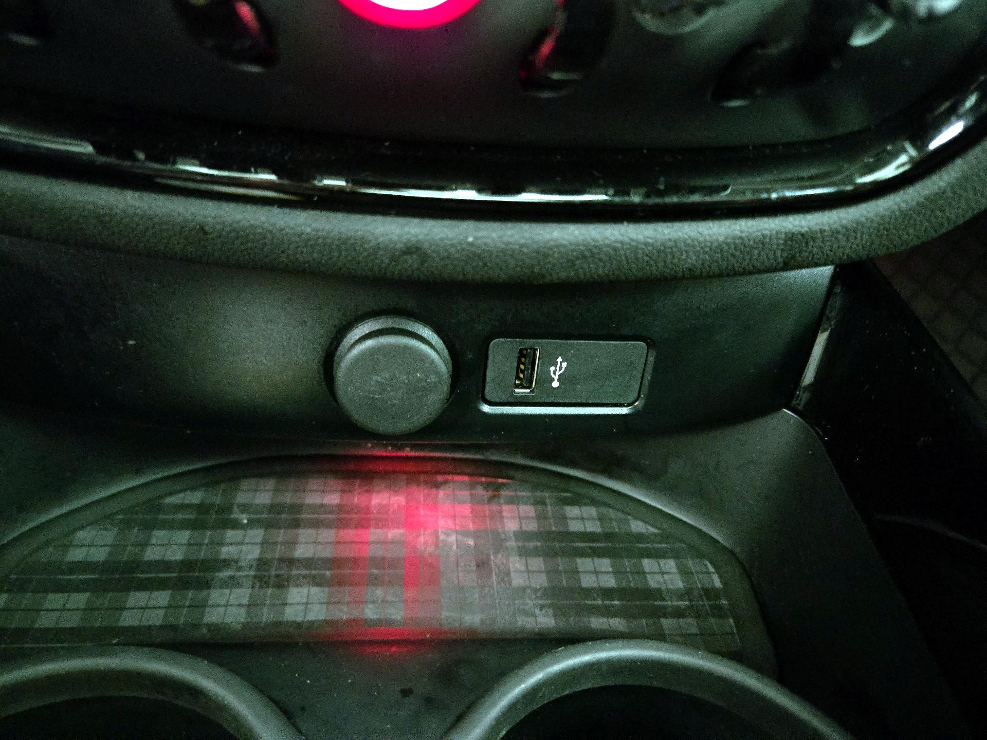 Thumbnail: 2022 MINI Cooper Clubman - 19