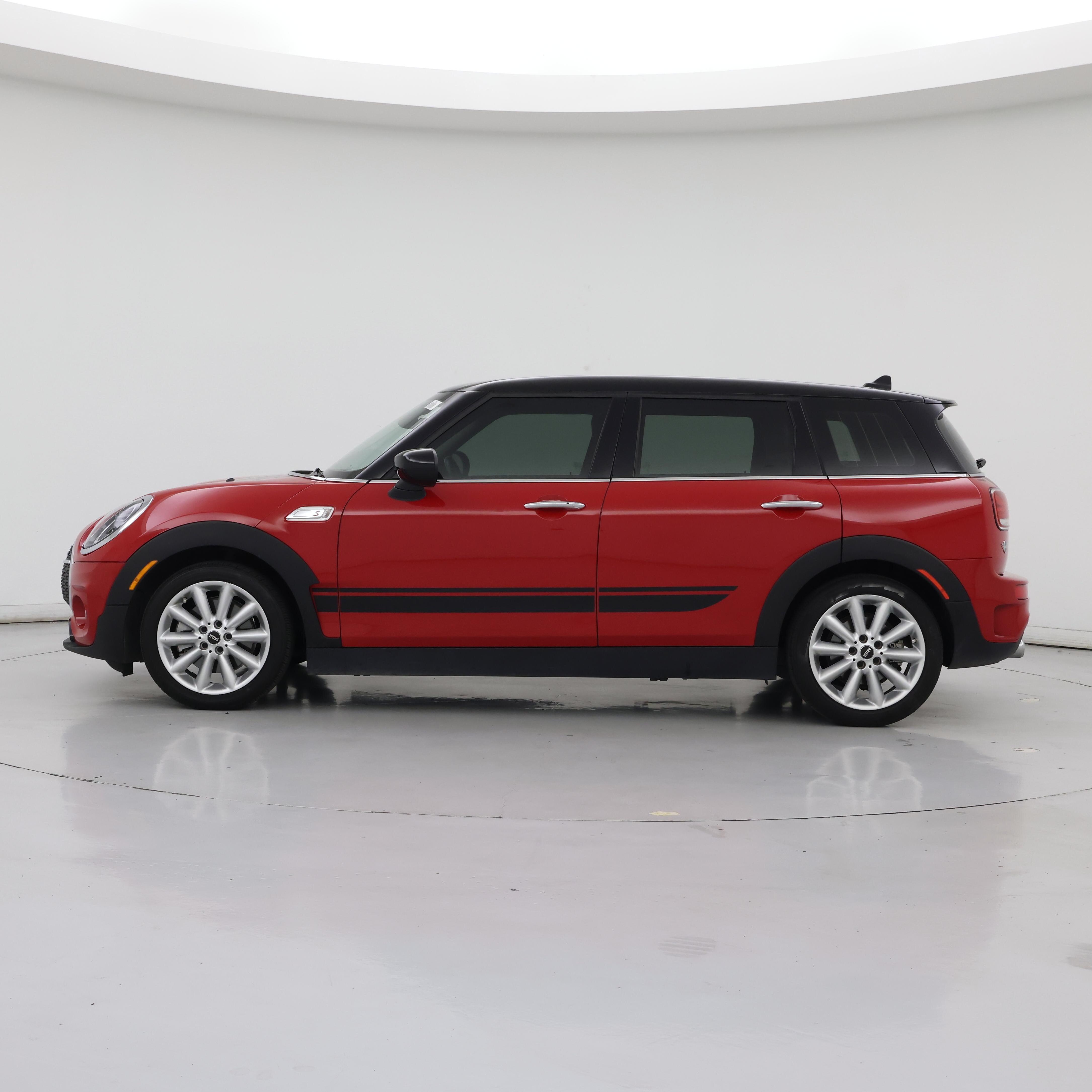 Thumbnail: 2022 MINI Cooper Clubman - 3