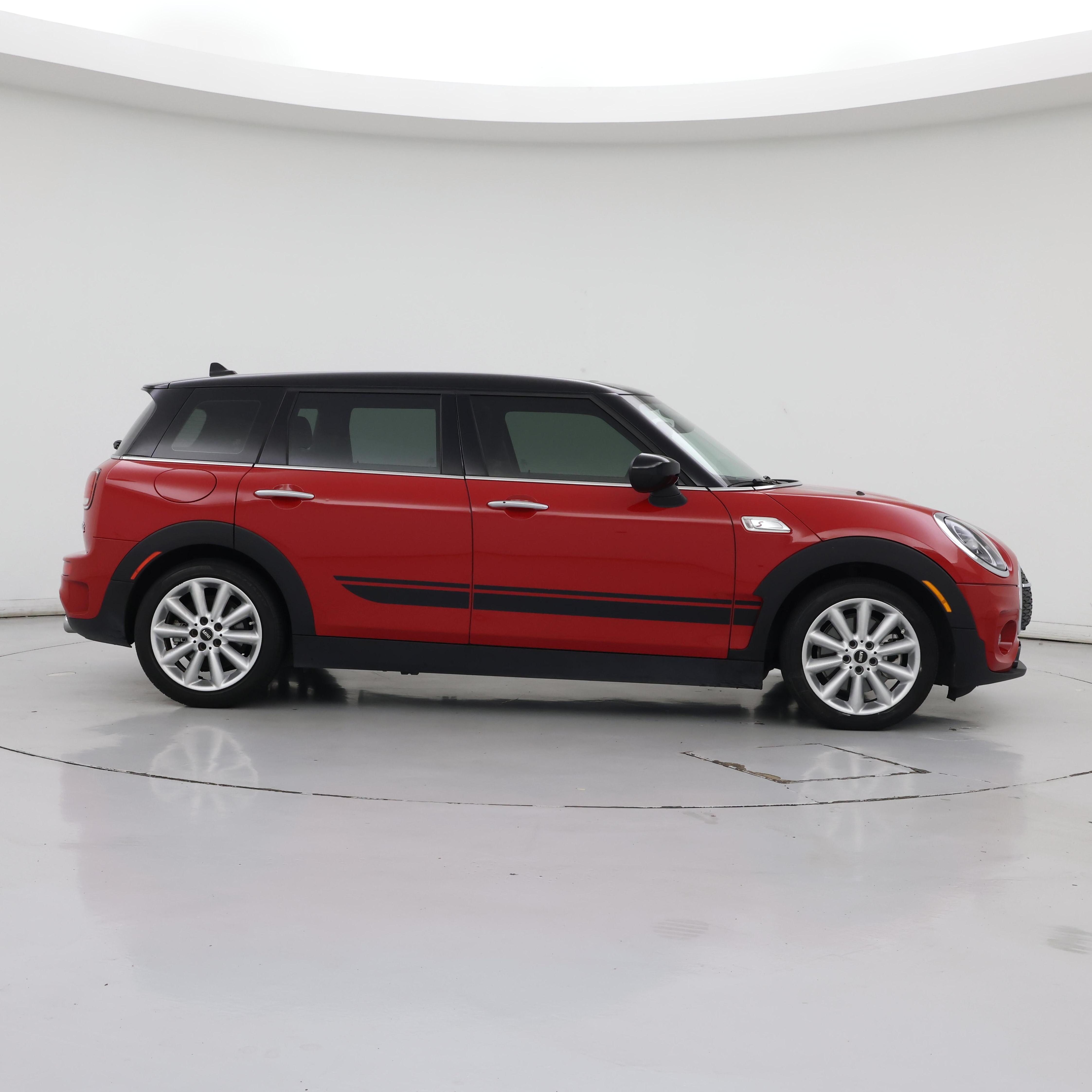 Thumbnail: 2022 MINI Cooper Clubman - 7