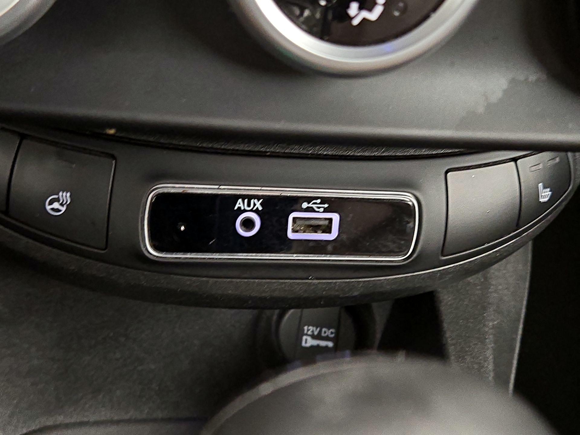 Thumbnail: 2016 Fiat 500X - 19