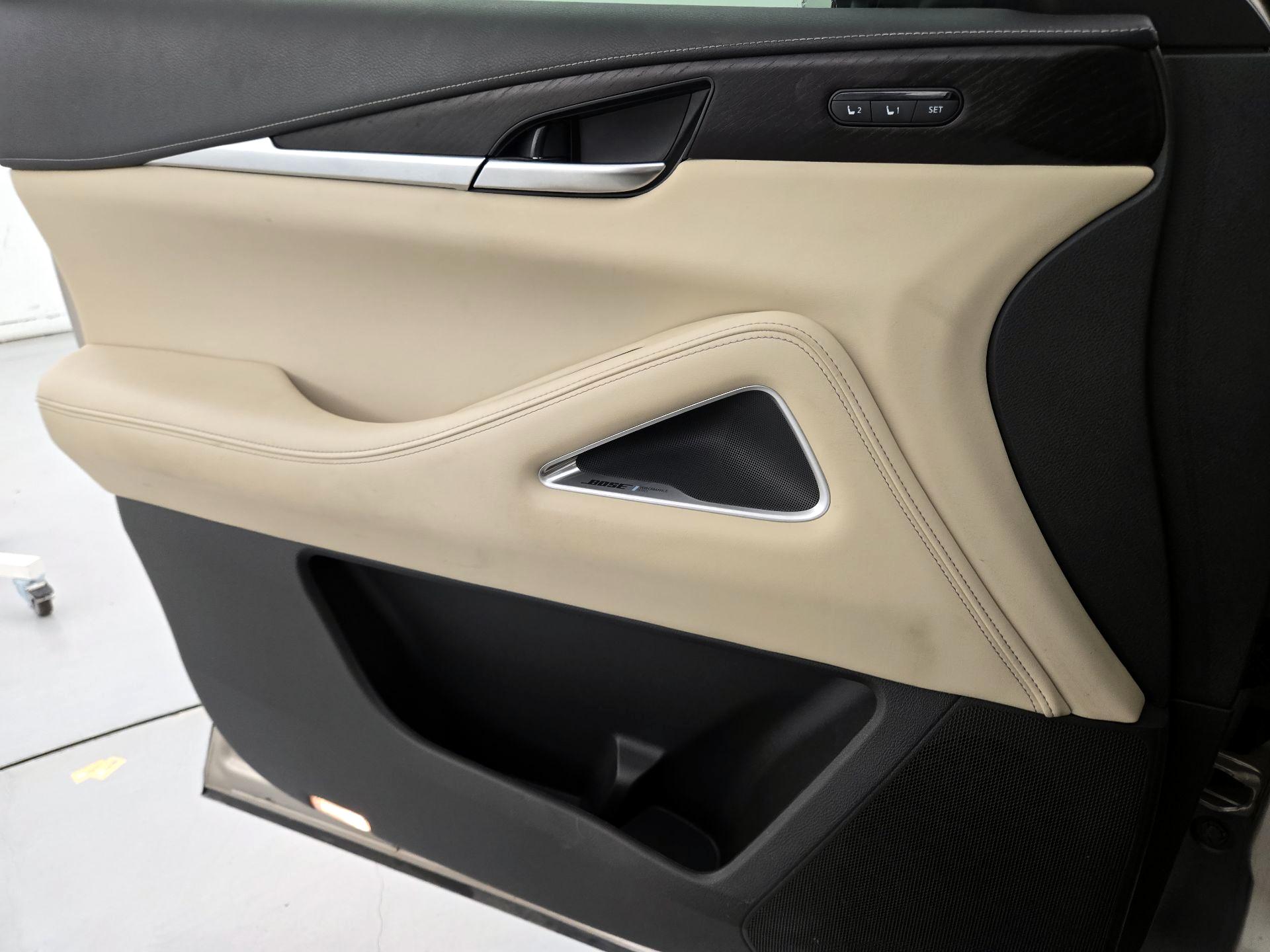 Thumbnail: 2023 INFINITI QX60 - 12