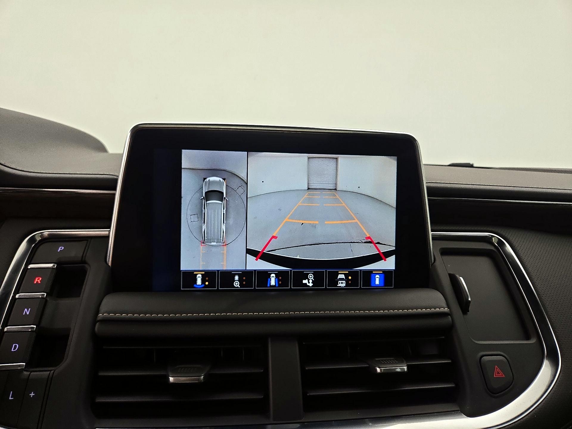 Thumbnail: 2023 Chevrolet Tahoe - 15