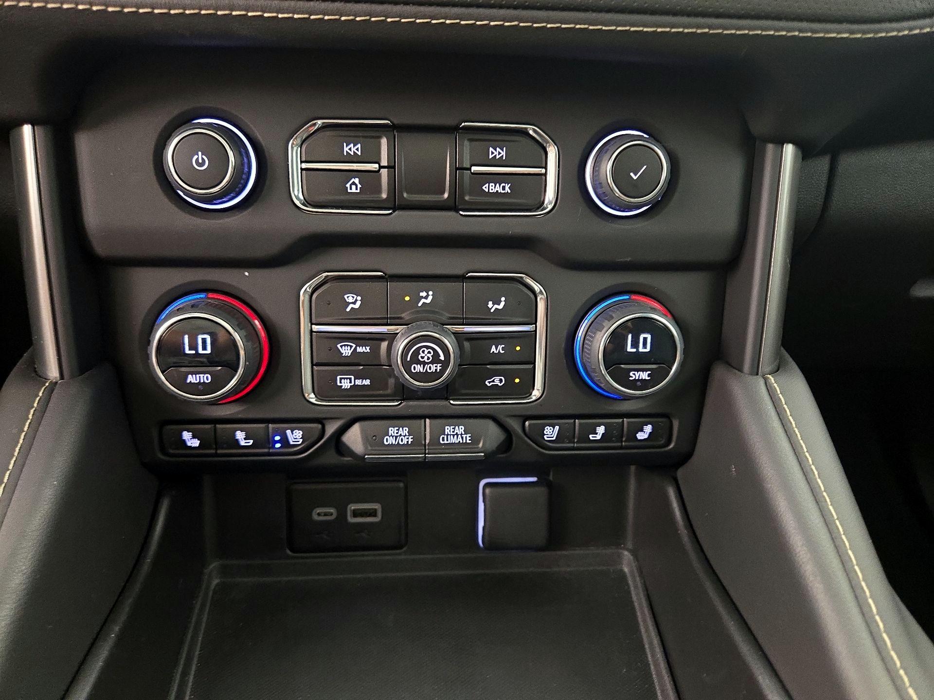 Thumbnail: 2023 Chevrolet Tahoe - 17