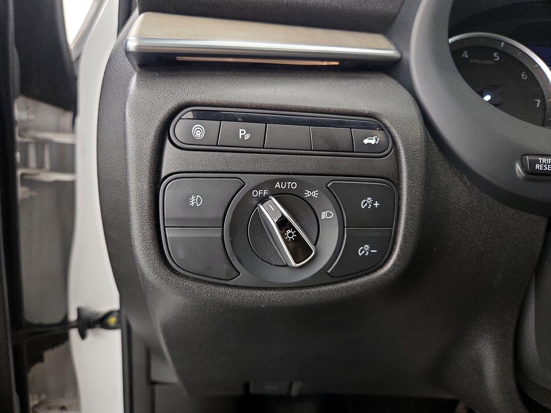 Thumbnail: 2019 INFINITI QX50 - 13