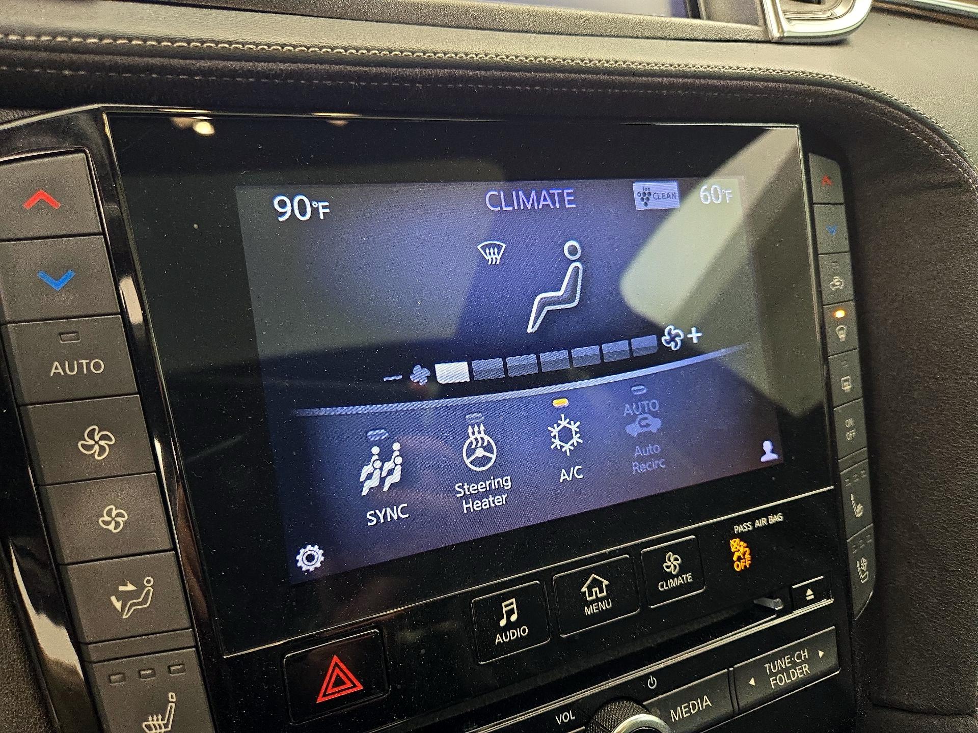 Thumbnail: 2019 INFINITI QX50 - 17