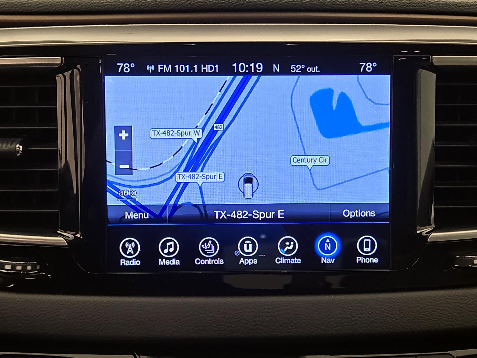 Thumbnail: 2017 Chrysler Pacifica - 14