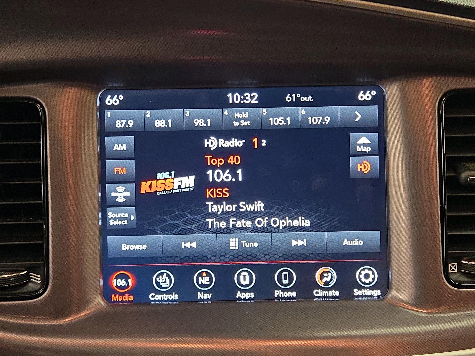 Thumbnail: 2021 Dodge Charger - 16