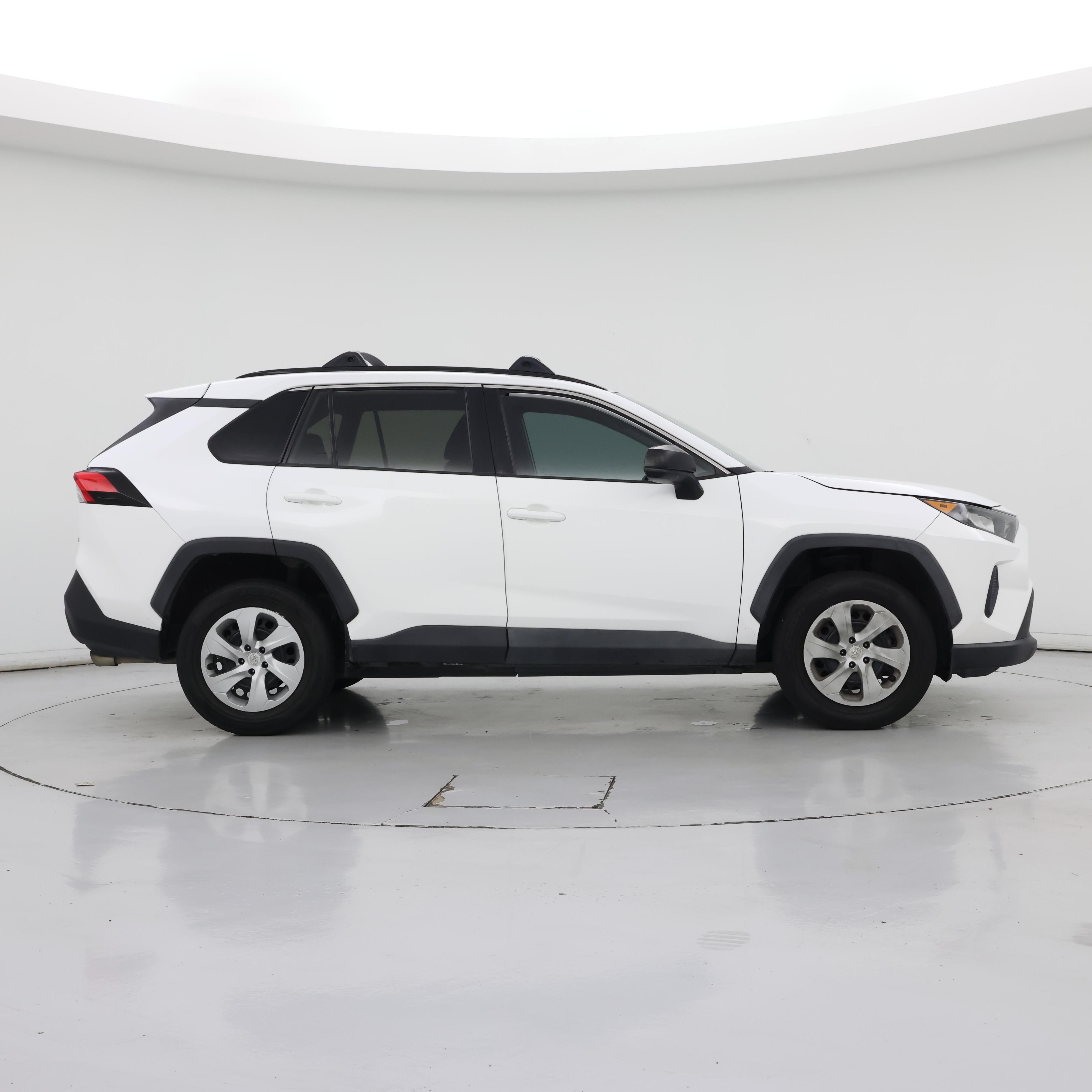 Thumbnail: 2019 Toyota RAV4 - 7