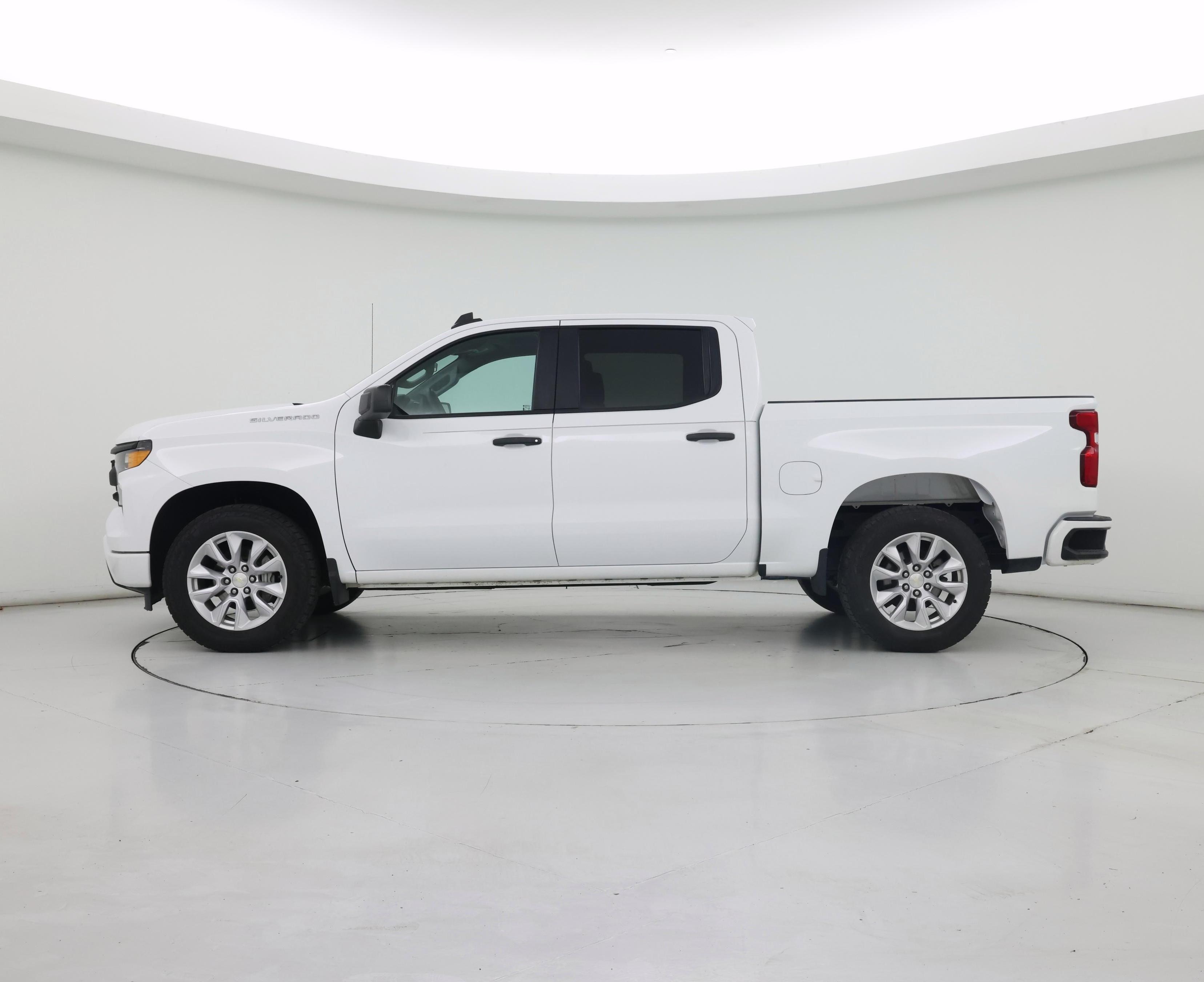 Thumbnail: 2022 Chevrolet Silverado 1500 - 3