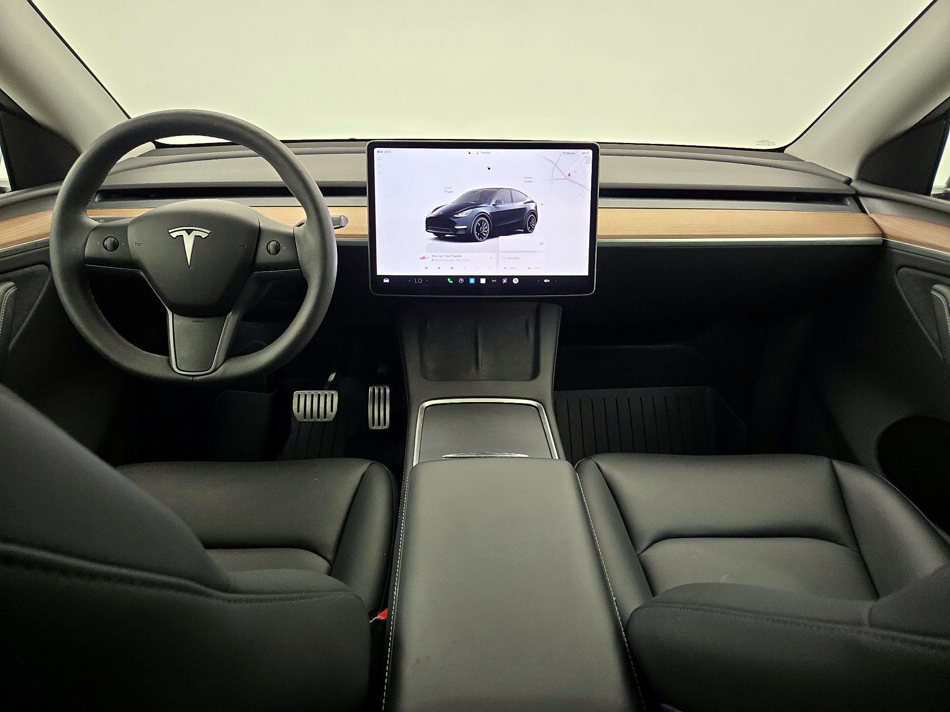 Thumbnail: 2025 Tesla Model Y - 9