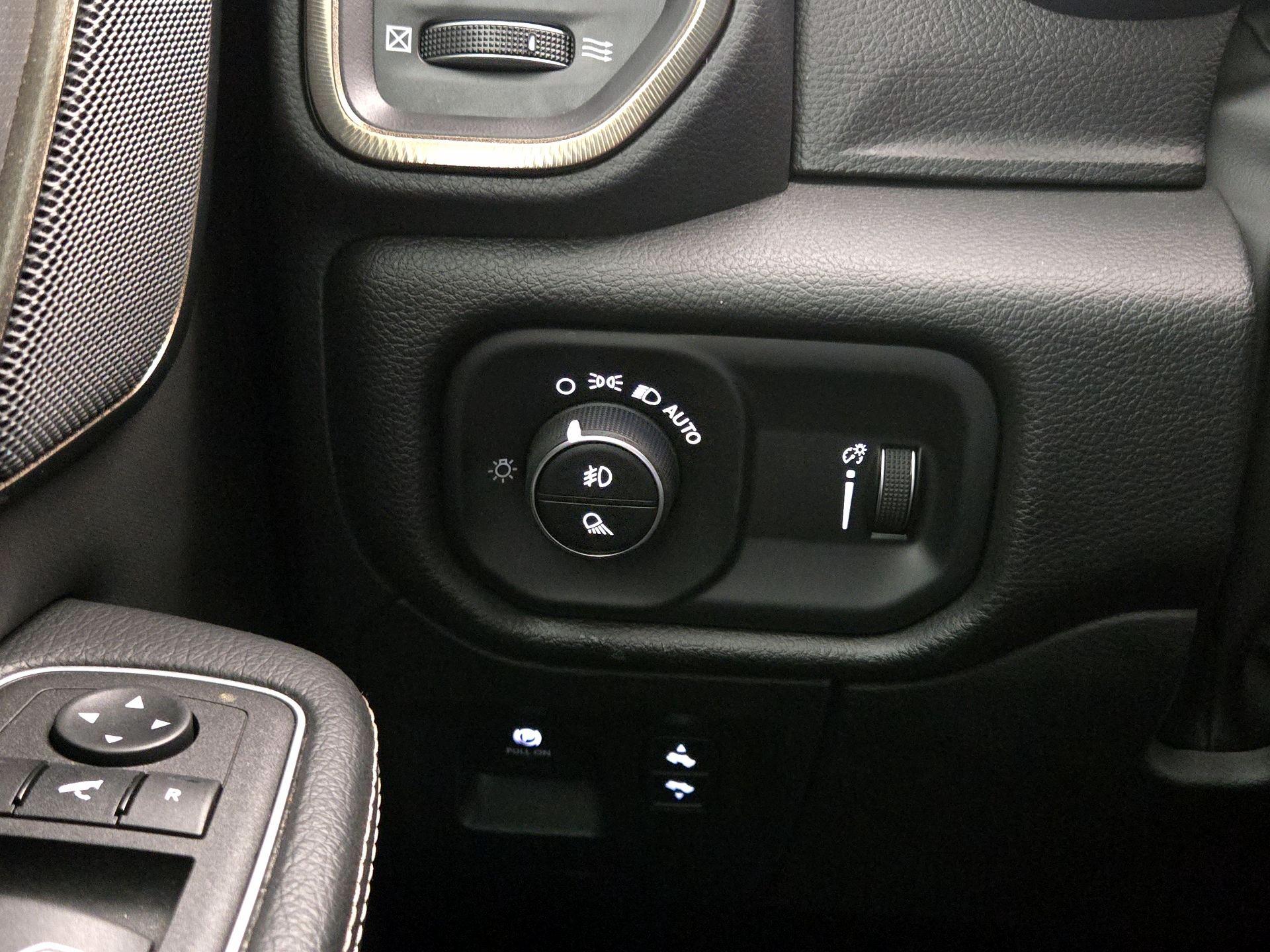 Thumbnail: 2023 RAM 1500 - 13