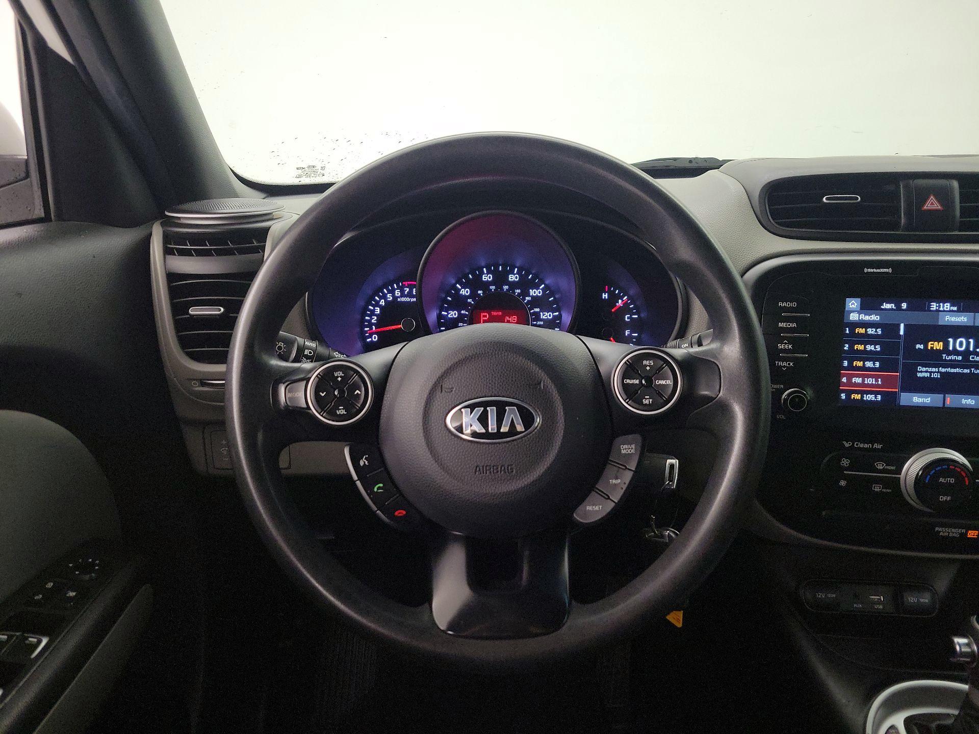Thumbnail: 2019 Kia Soul - 10
