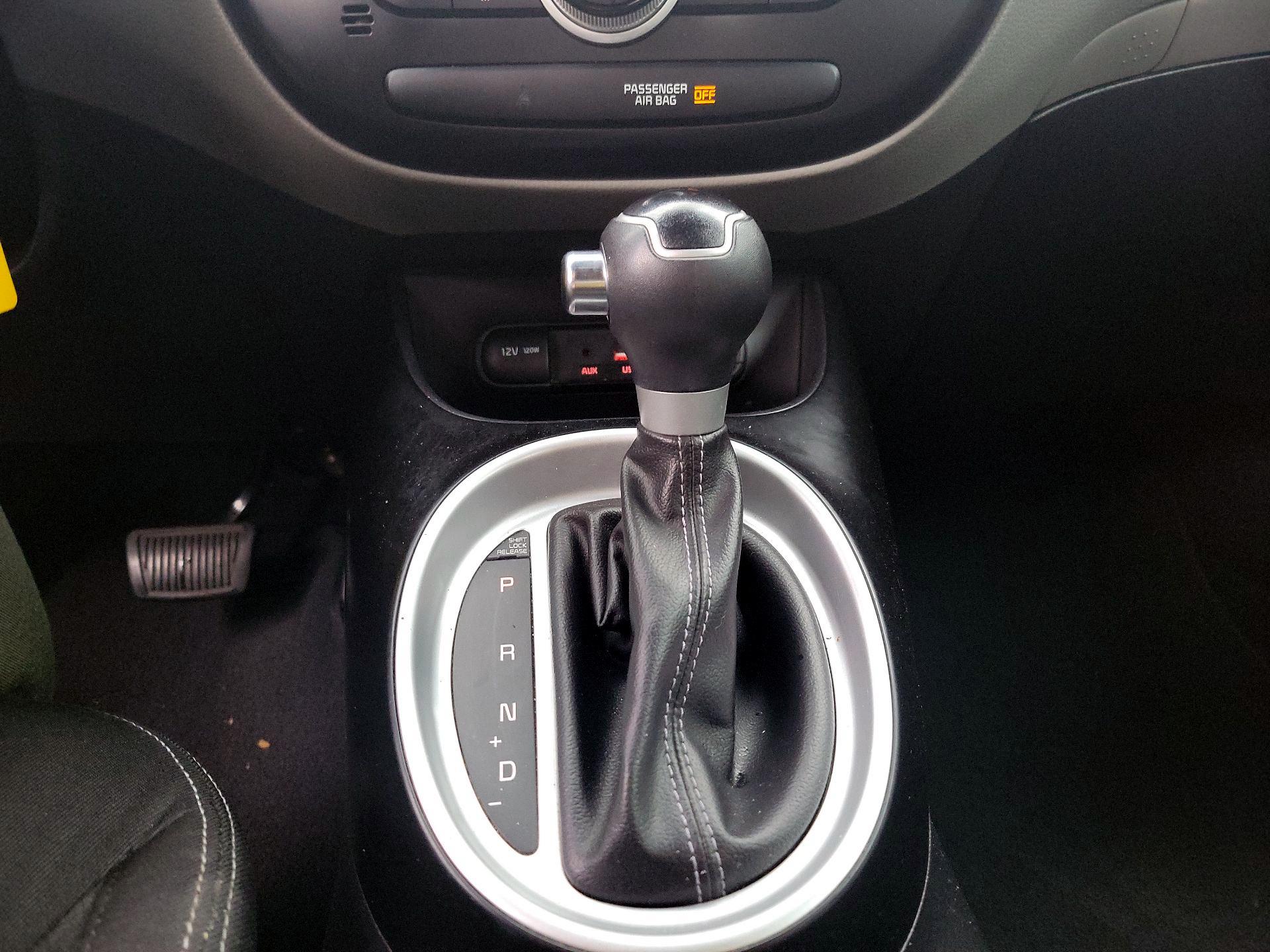 Thumbnail: 2019 Kia Soul - 17