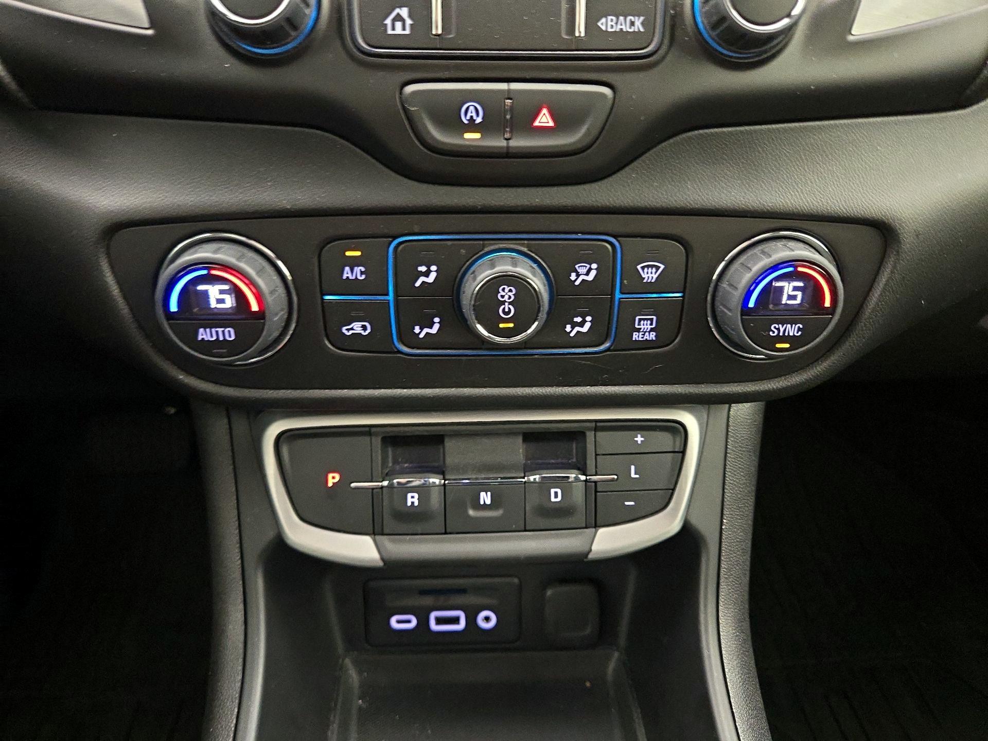 Thumbnail: 2023 GMC Terrain - 16